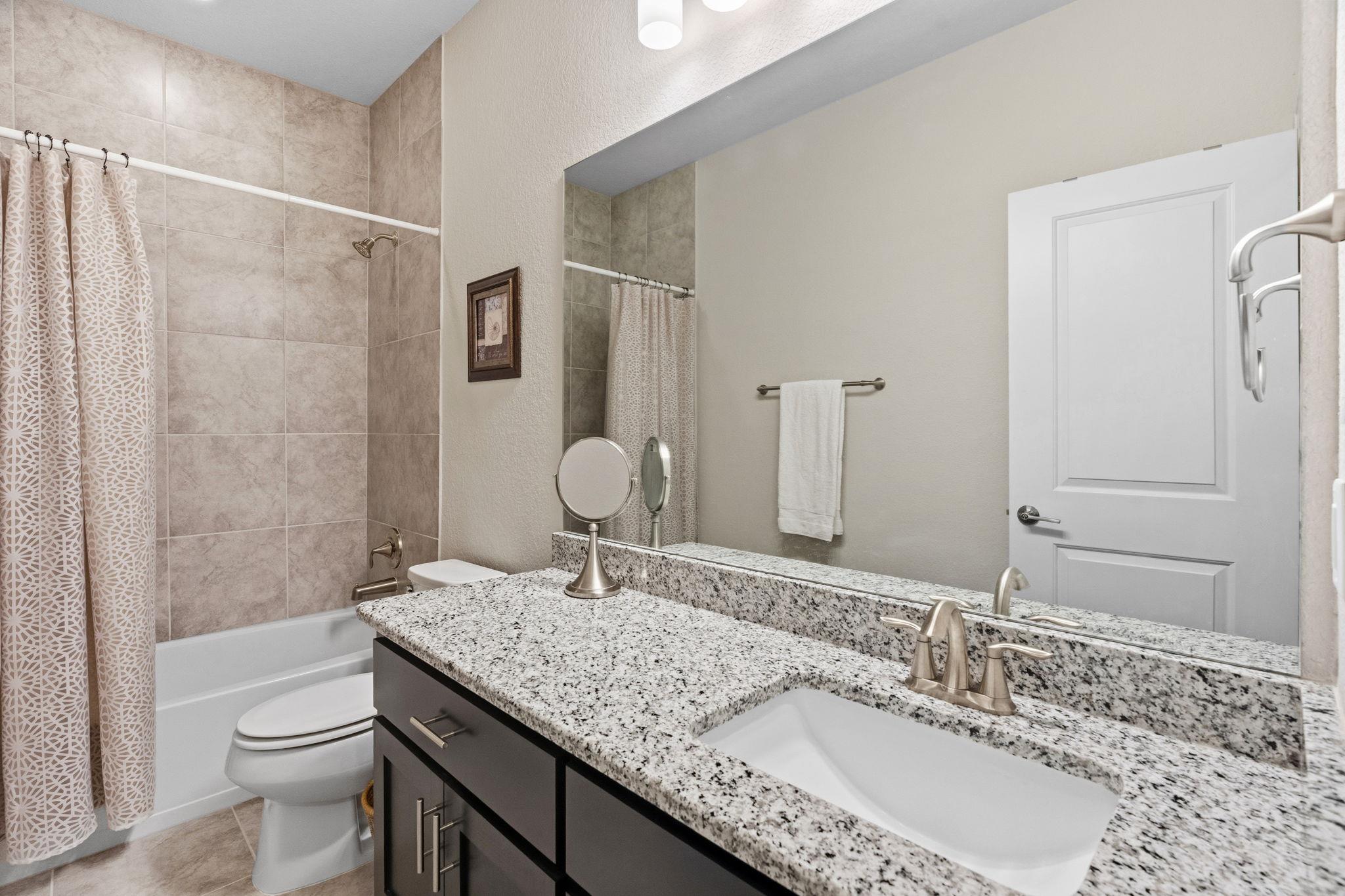 131 Autumn Wood Ln, Austin, TX 78737