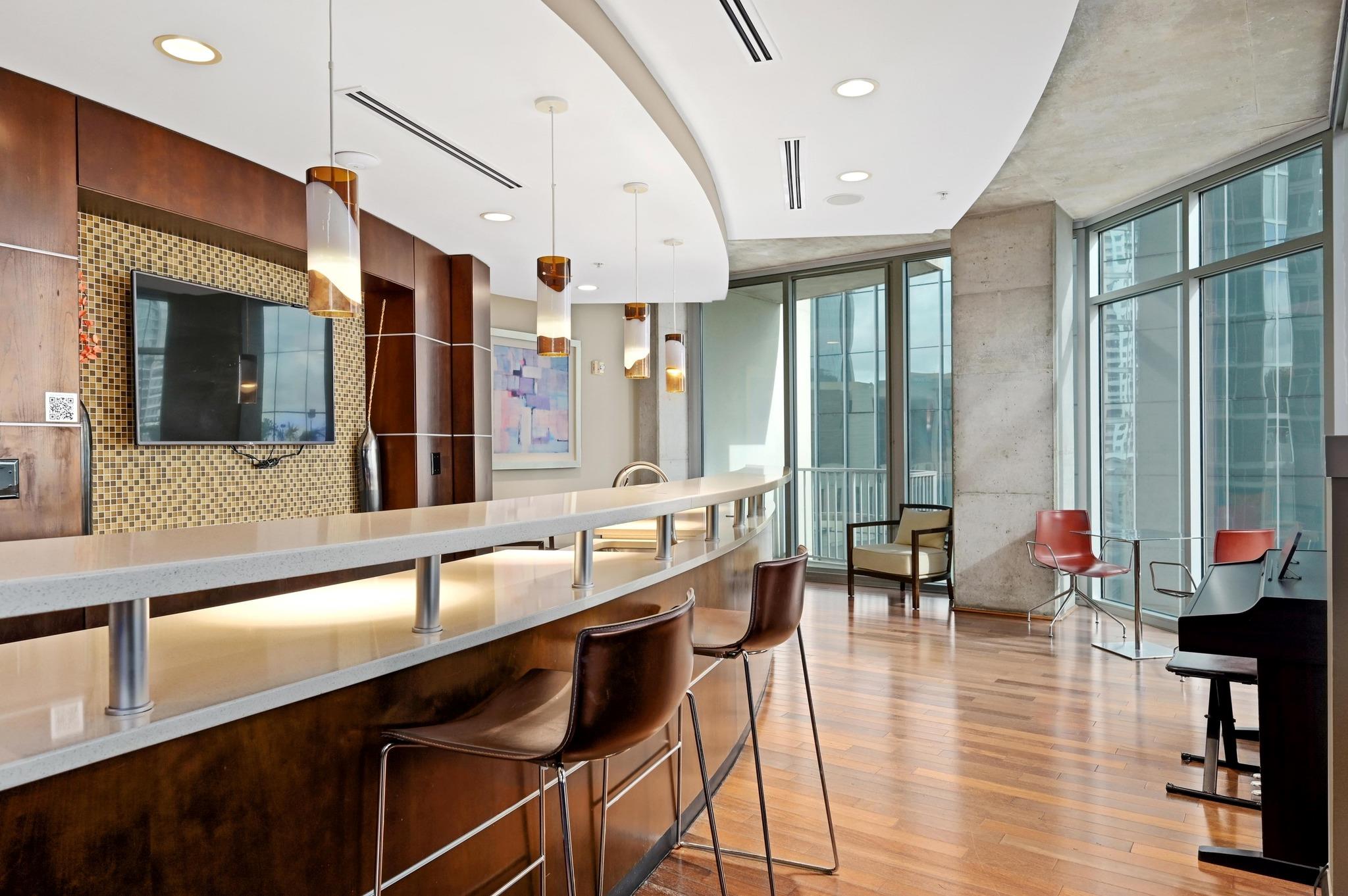 360 Nueces St # 2907, Austin, TX 78701