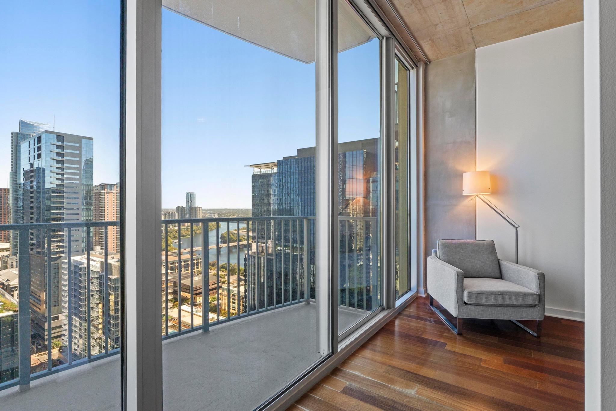 360 Nueces St # 2907, Austin, TX 78701