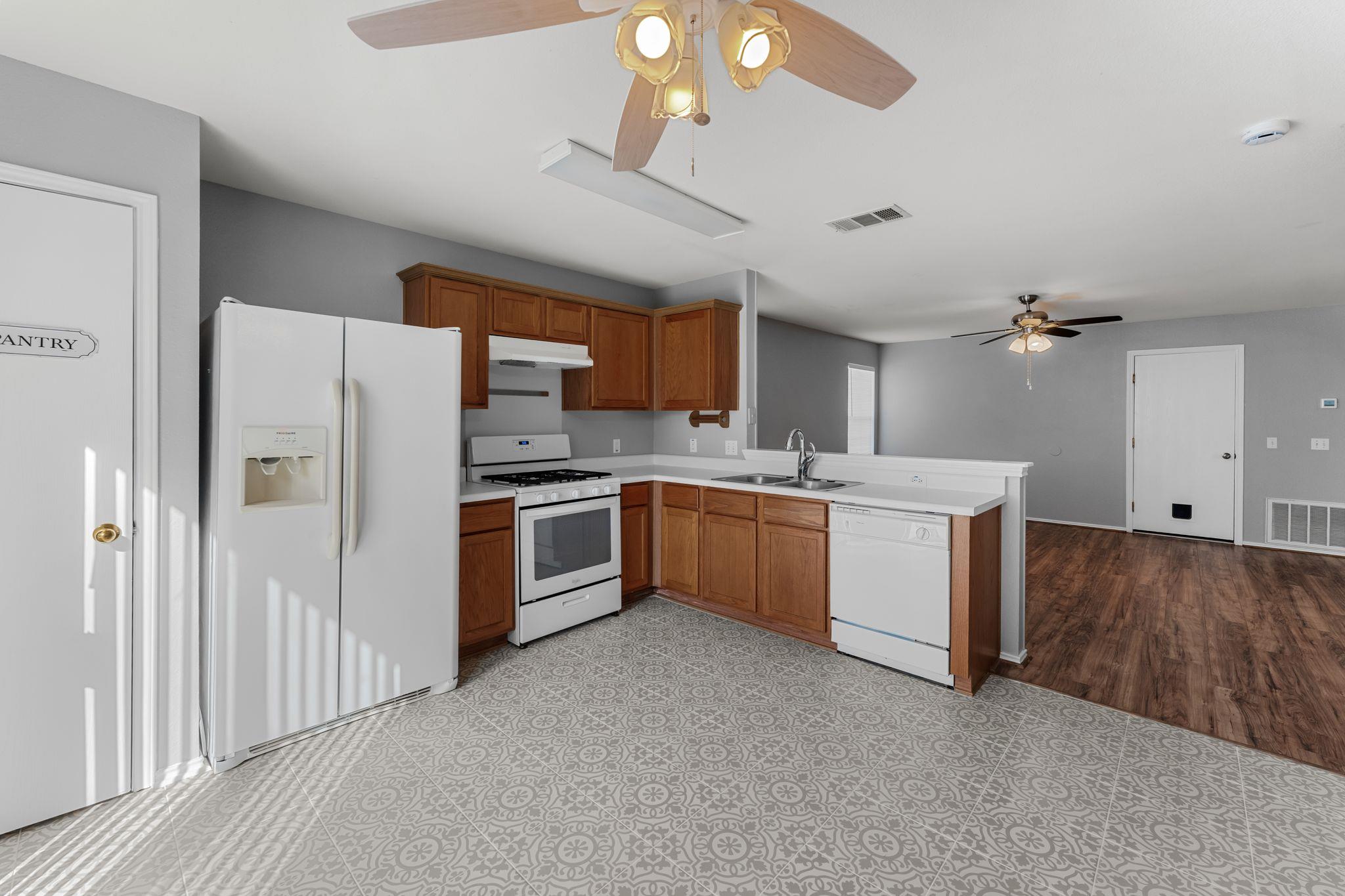 184 Atlantis, Kyle, TX 78640