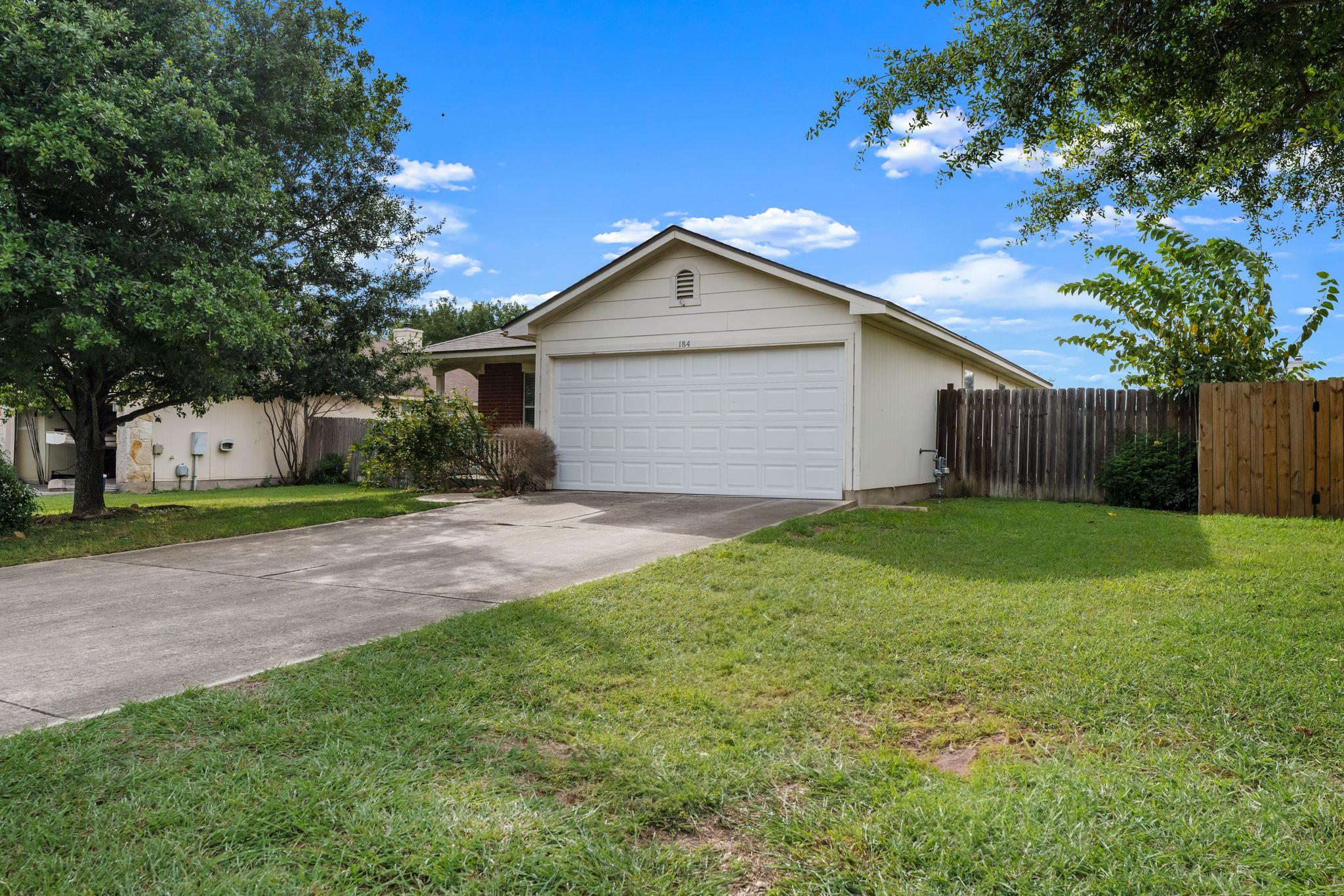 184 Atlantis, Kyle, TX 78640