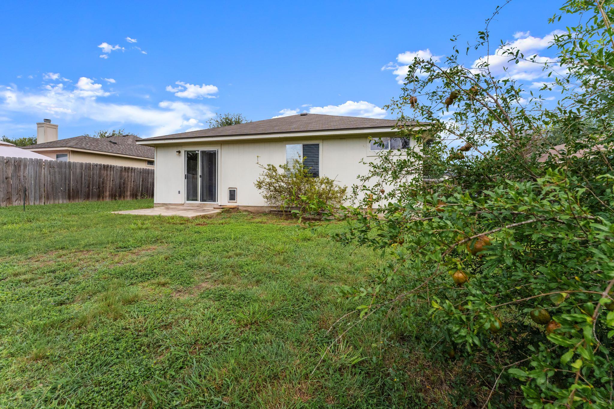 184 Atlantis, Kyle, TX 78640