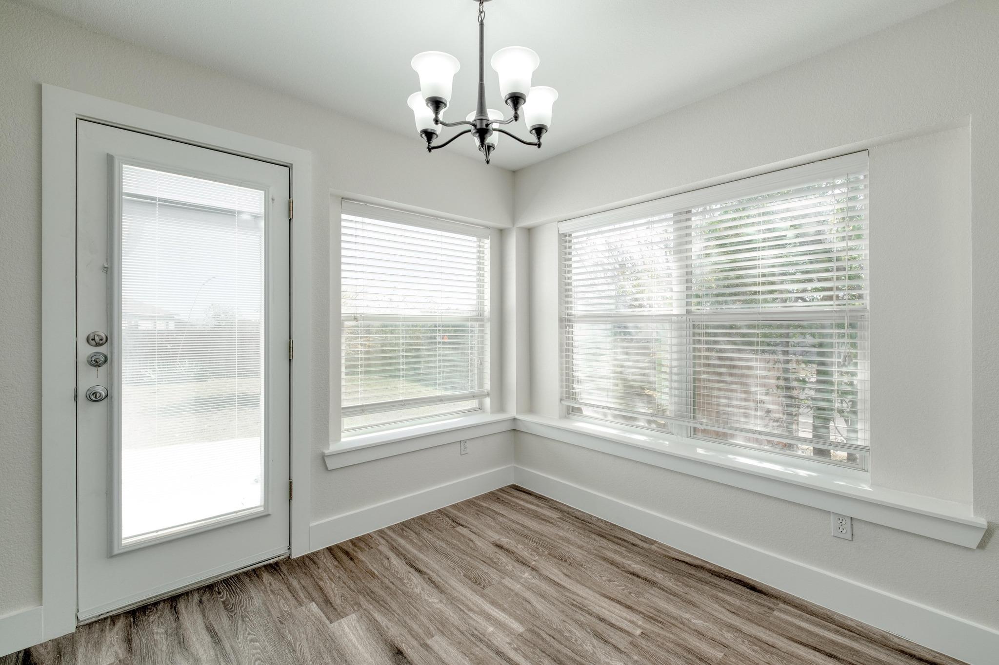 277 Paddington Dr, Kyle, TX 78640