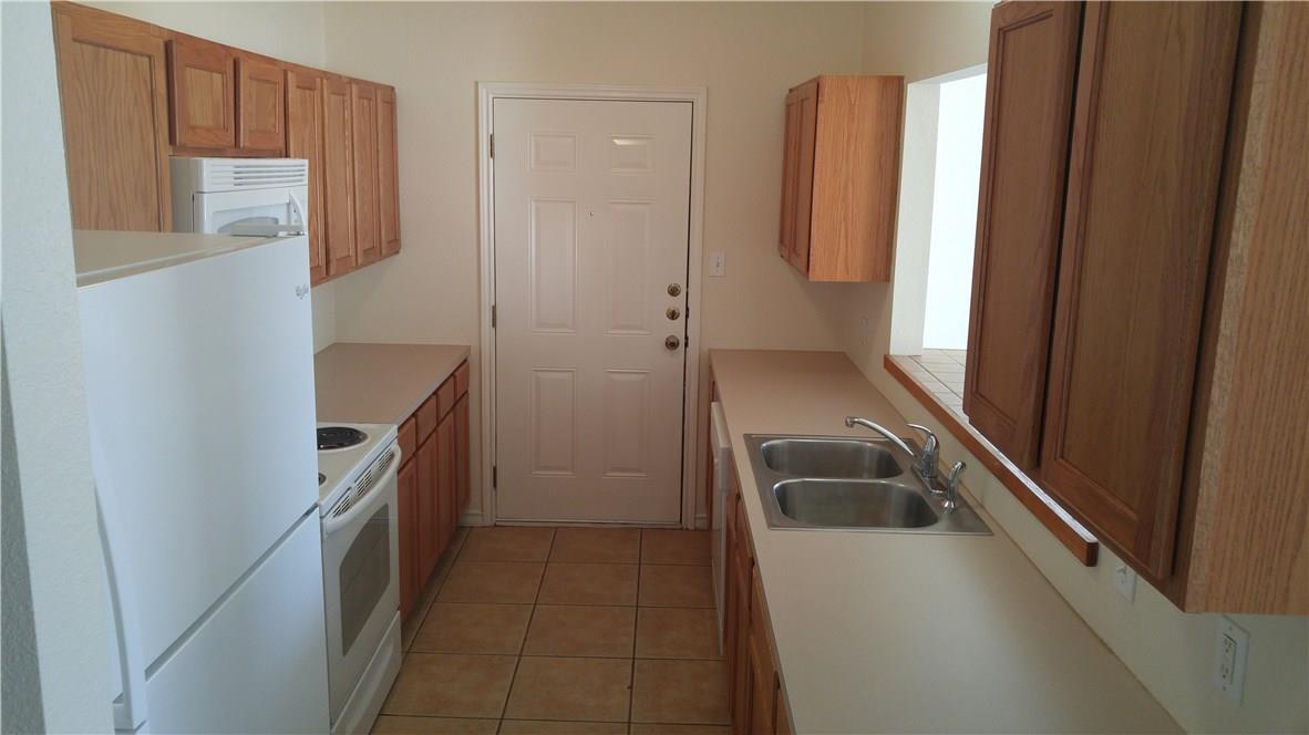 118 Sandstone Dr # A, Jarrell, TX 76537