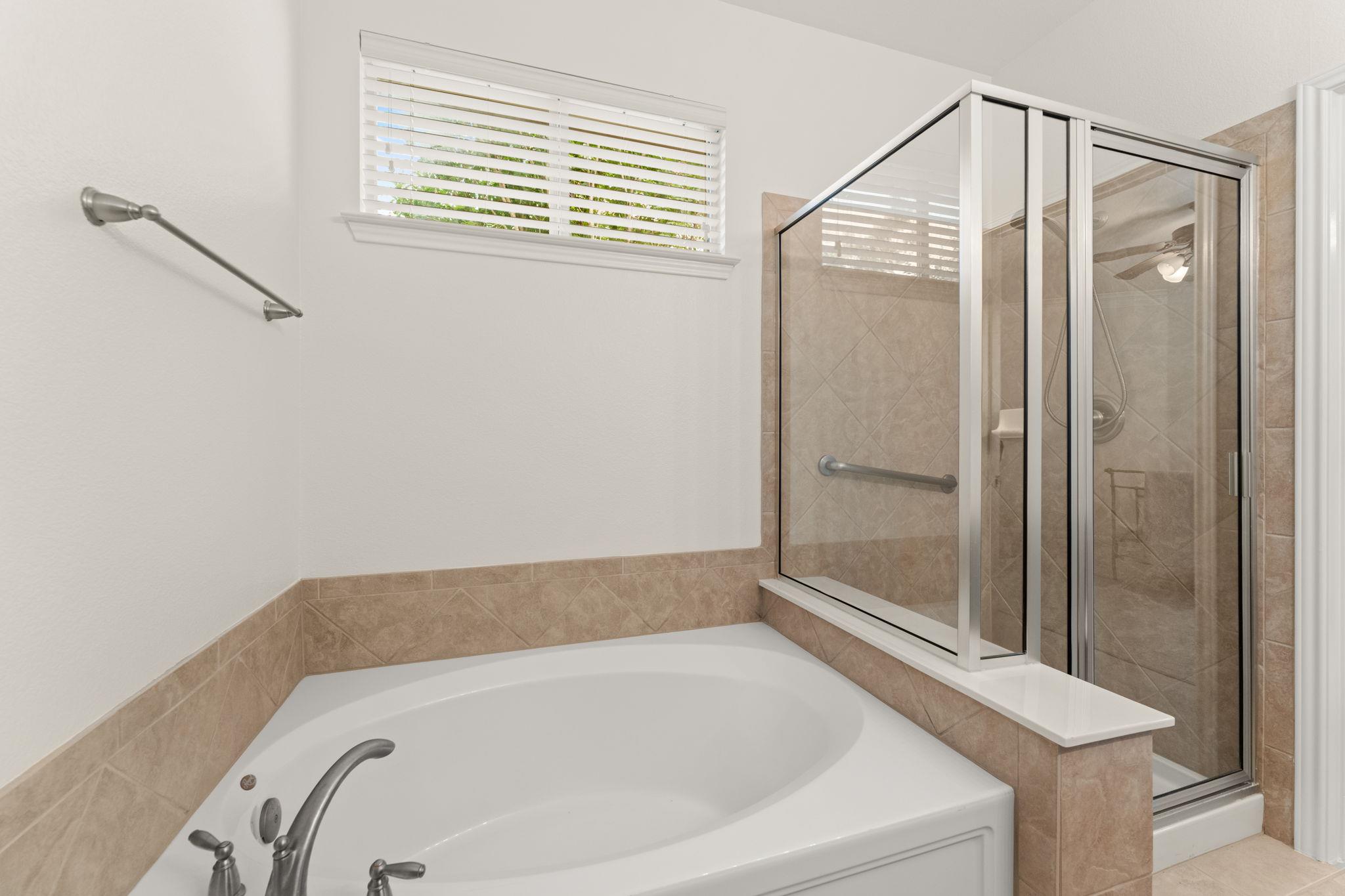 2600 Lost Mine Trl, Leander, TX 78641