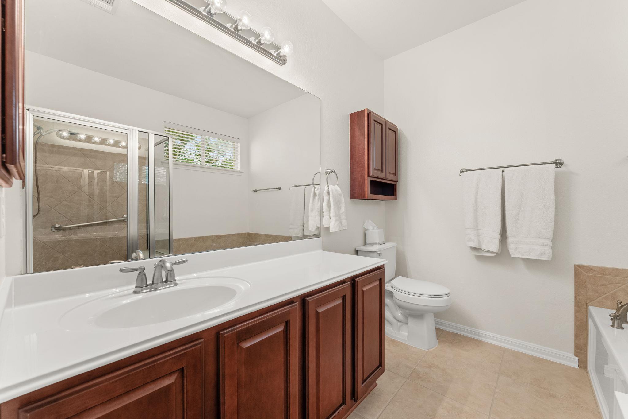 2600 Lost Mine Trl, Leander, TX 78641