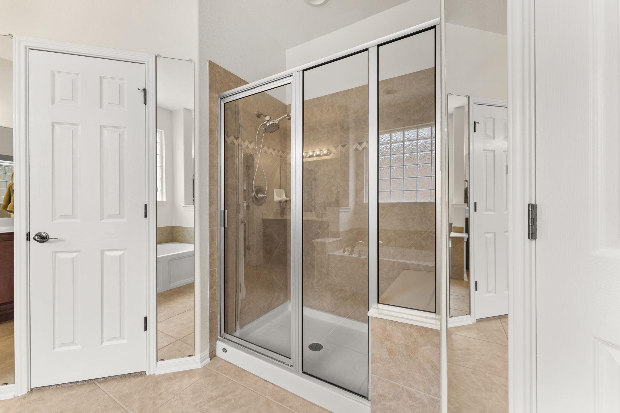 2600 Lost Mine Trl, Leander, TX 78641