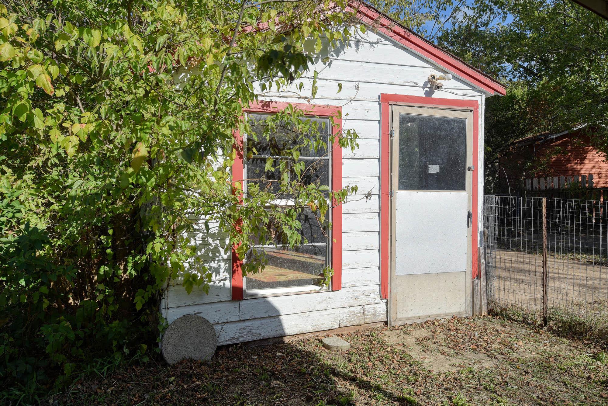 304 Cedar St, Bastrop, TX 78602