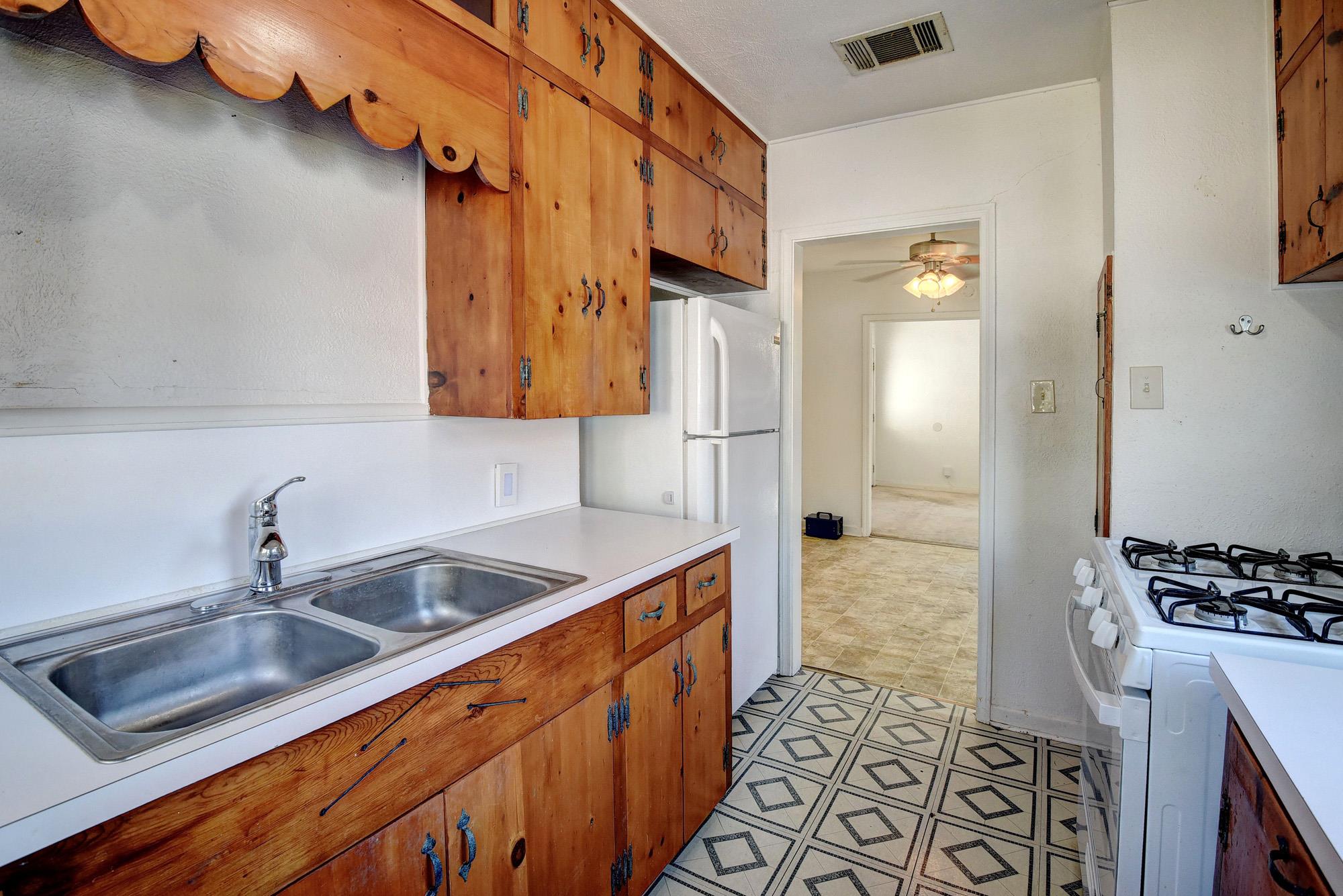 304 Cedar St, Bastrop, TX 78602