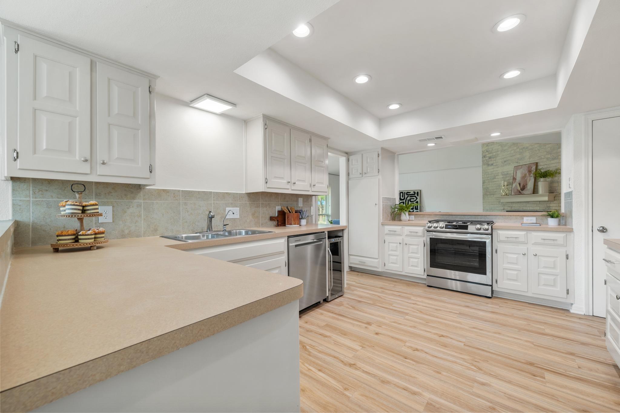 4805 Midoak Cir, Austin, TX 78749