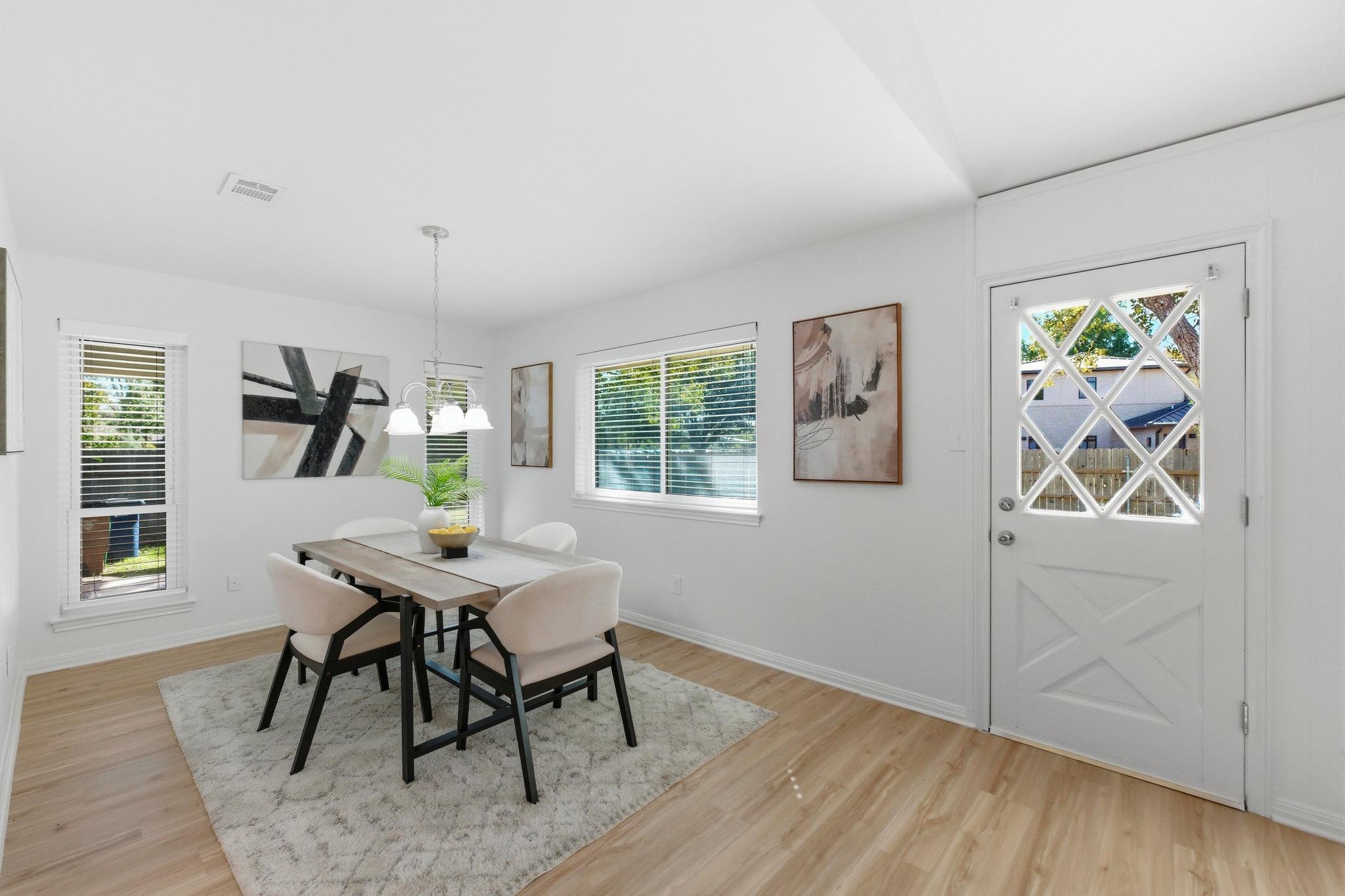 4805 Midoak Cir, Austin, TX 78749