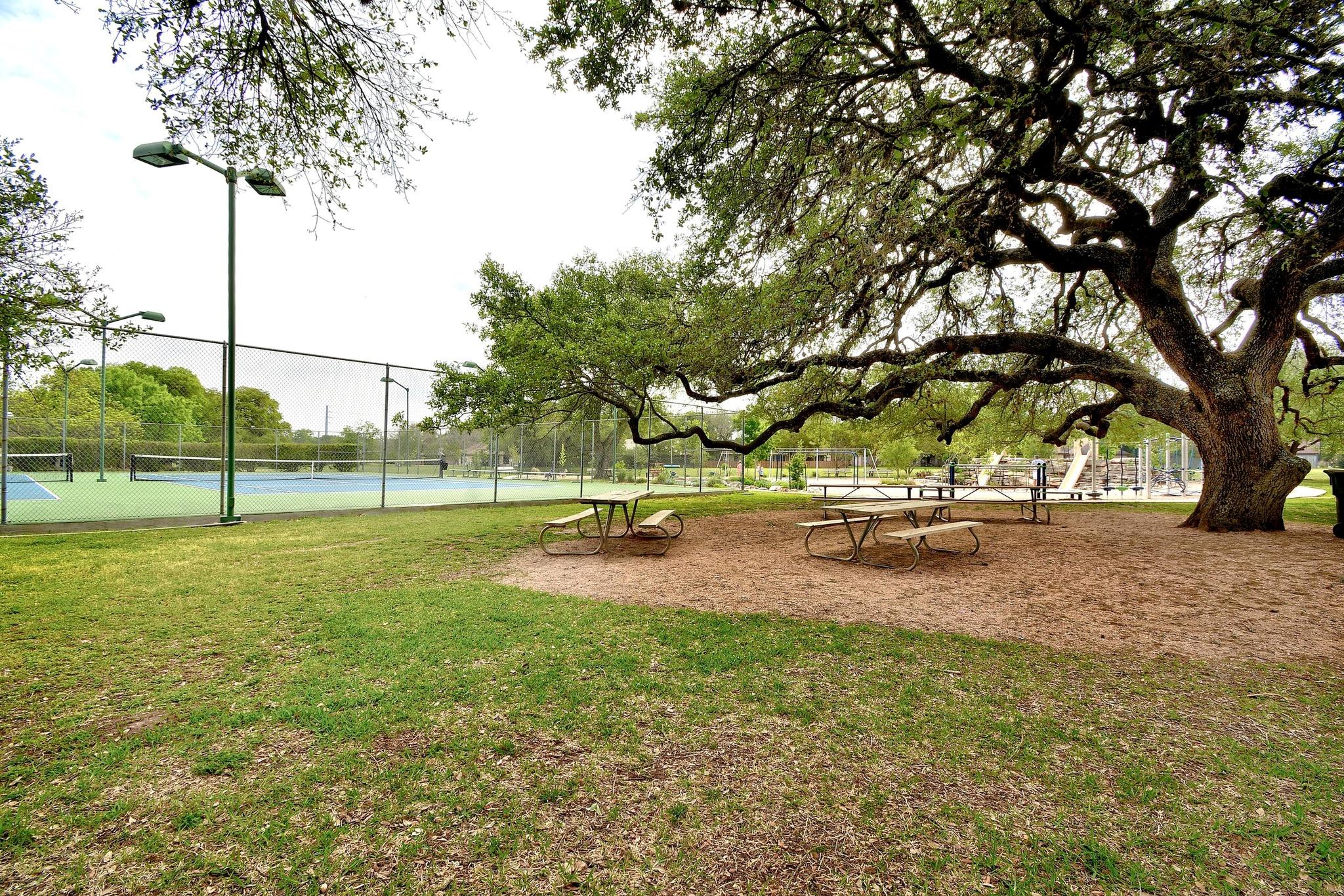 4805 Midoak Cir, Austin, TX 78749