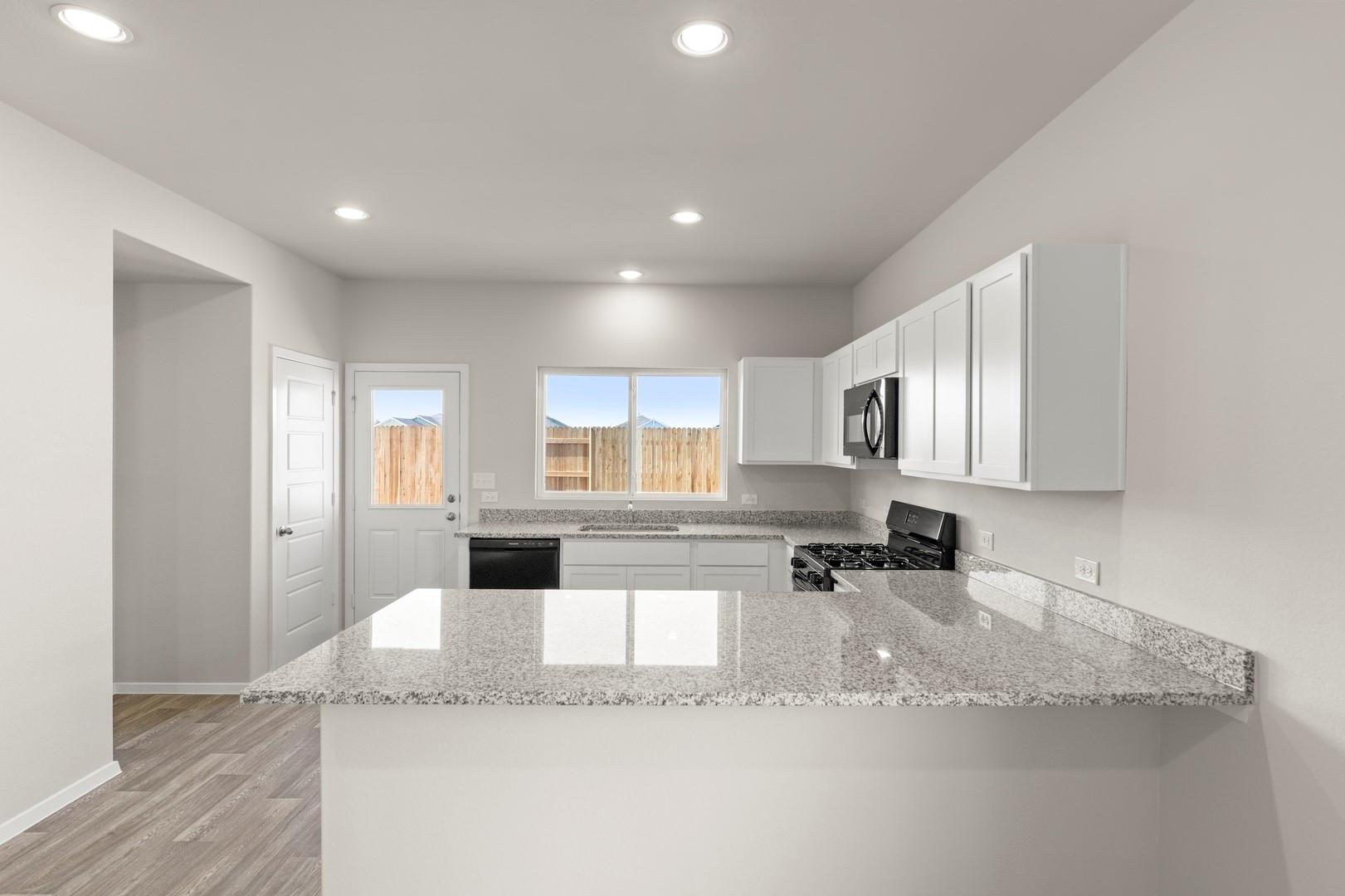 318 Jade St, Maxwell, TX 78656