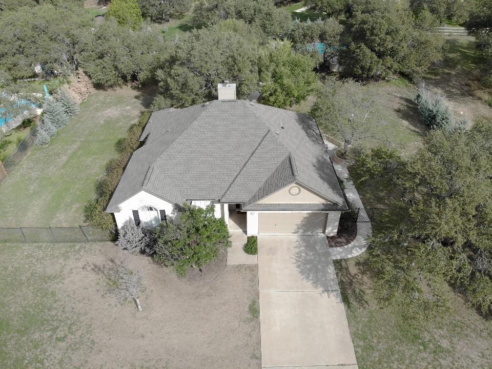 207 Meadows Ln, Dripping Springs, TX 78620