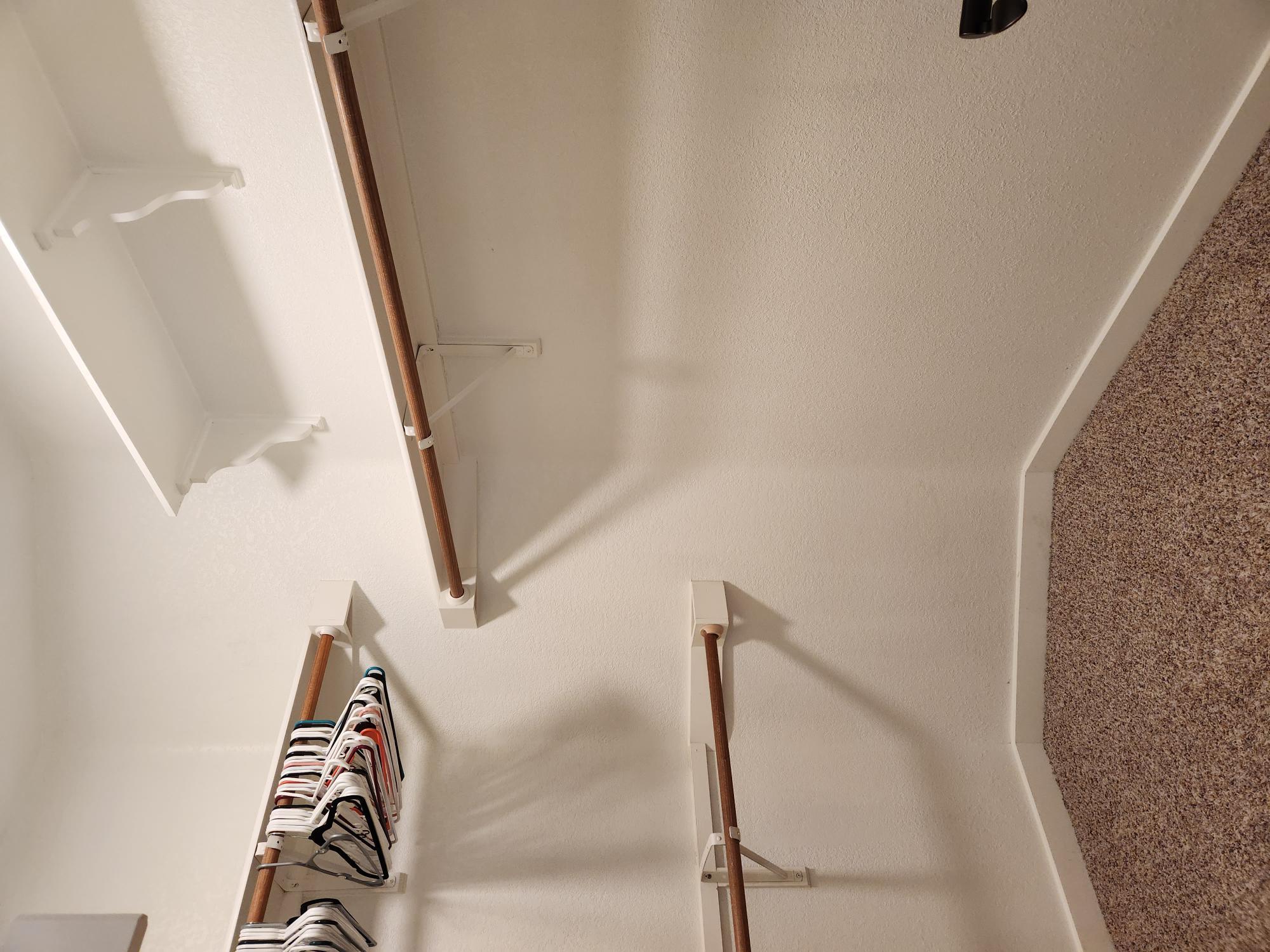 207 Meadows Ln, Dripping Springs, TX 78620