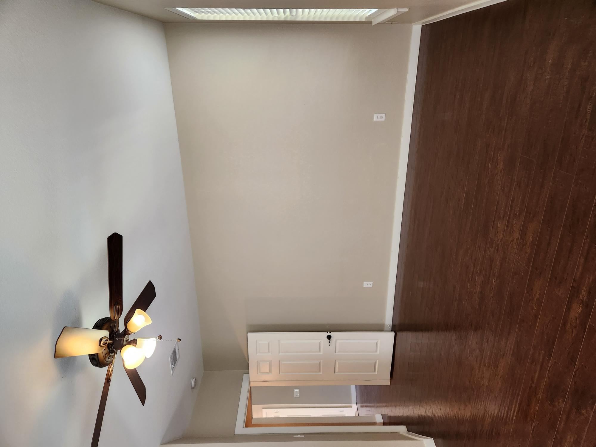 207 Meadows Ln, Dripping Springs, TX 78620