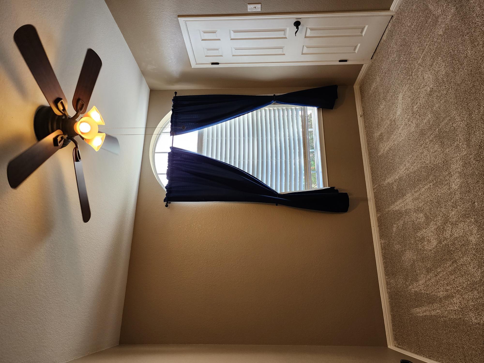 207 Meadows Ln, Dripping Springs, TX 78620