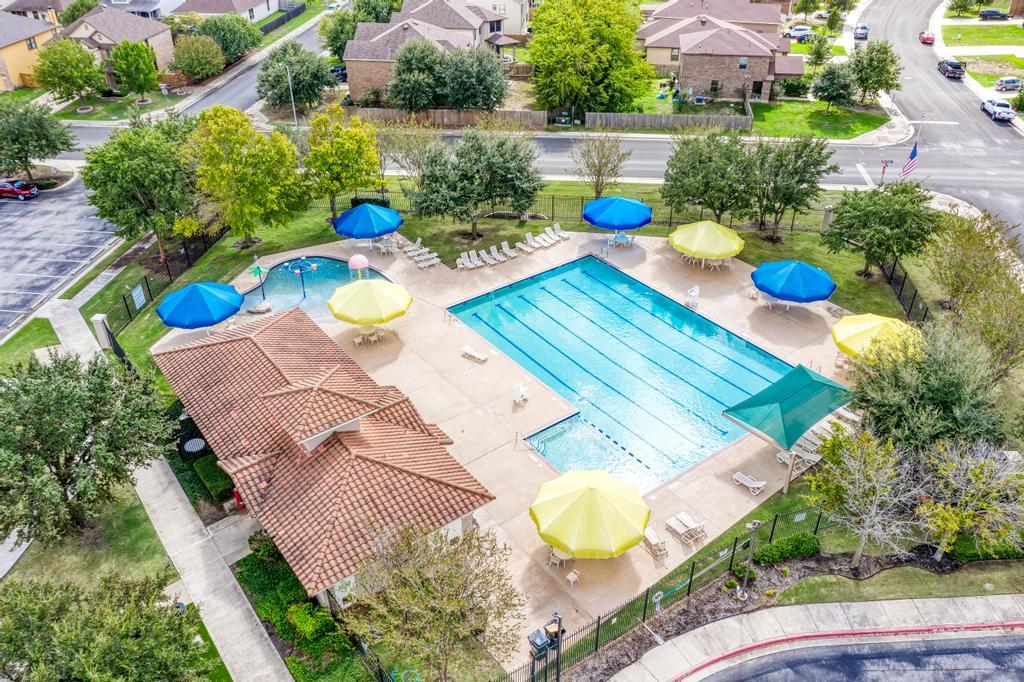 530 Sheep Trail Dr, Kyle, TX 78640