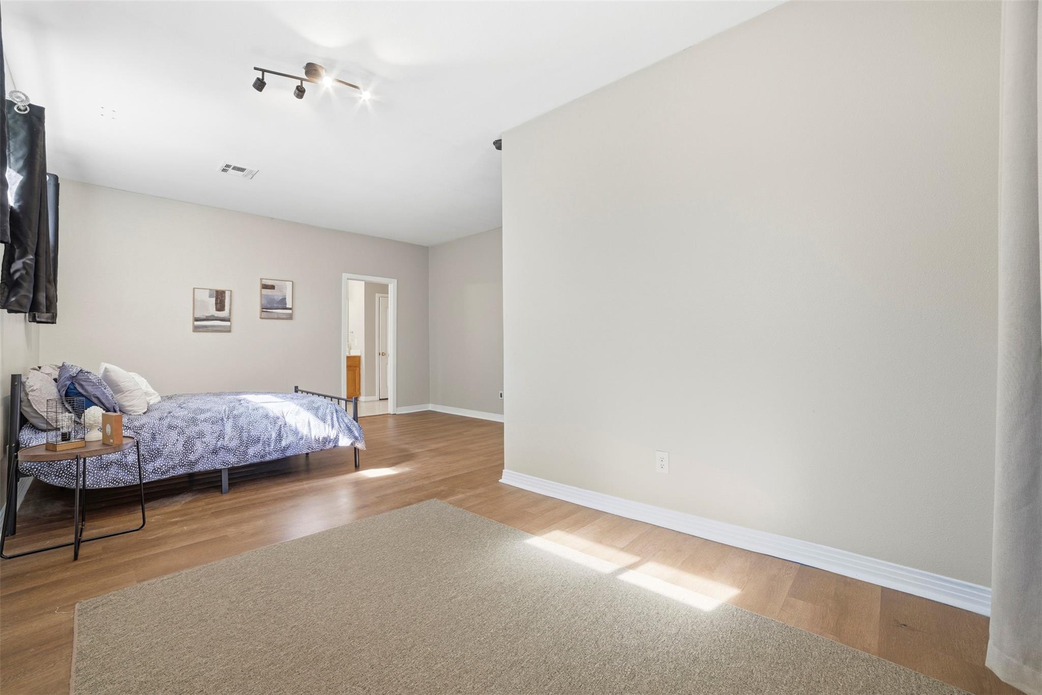 409 E Austin Ave, Round Rock, TX 78664