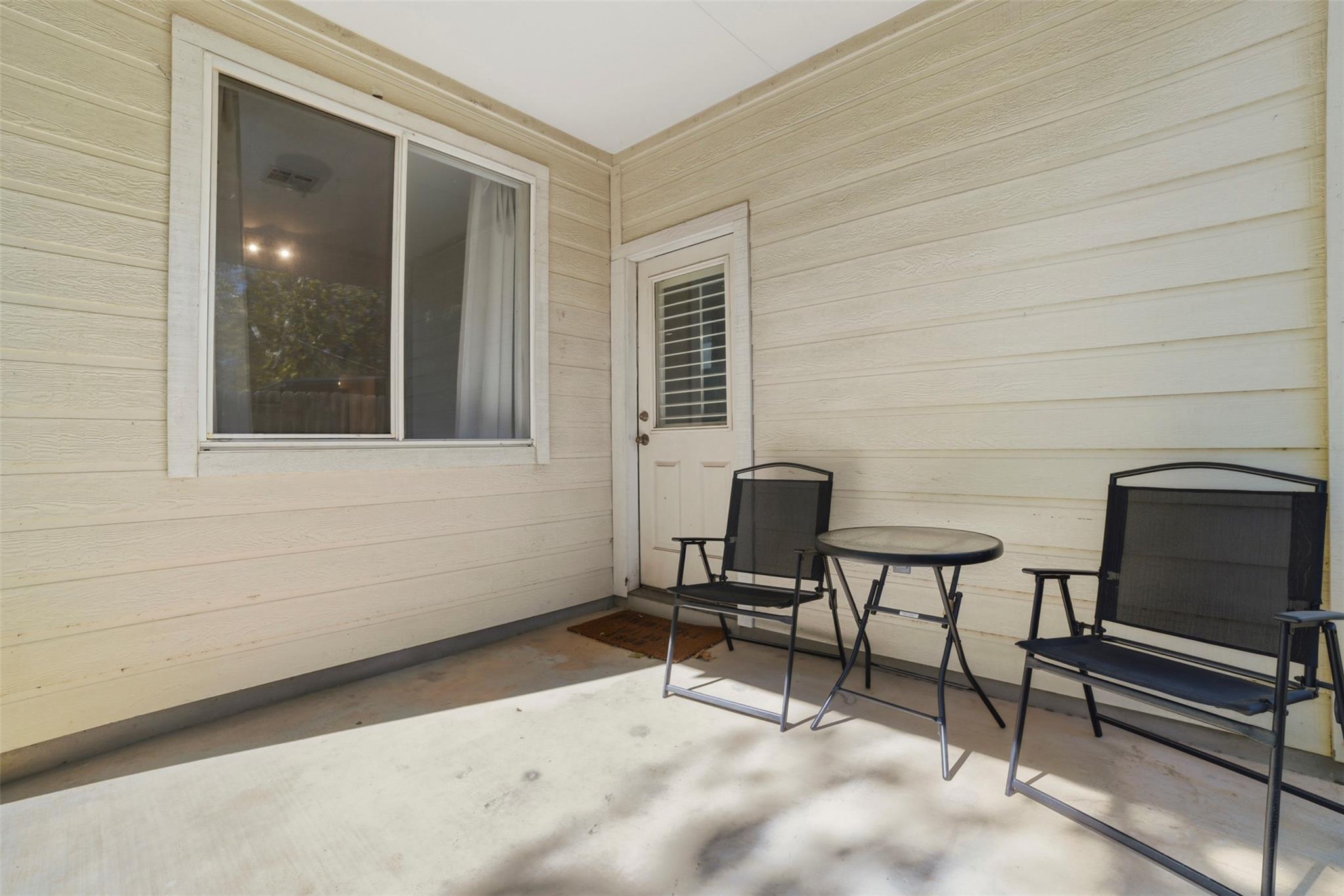 409 E Austin Ave, Round Rock, TX 78664