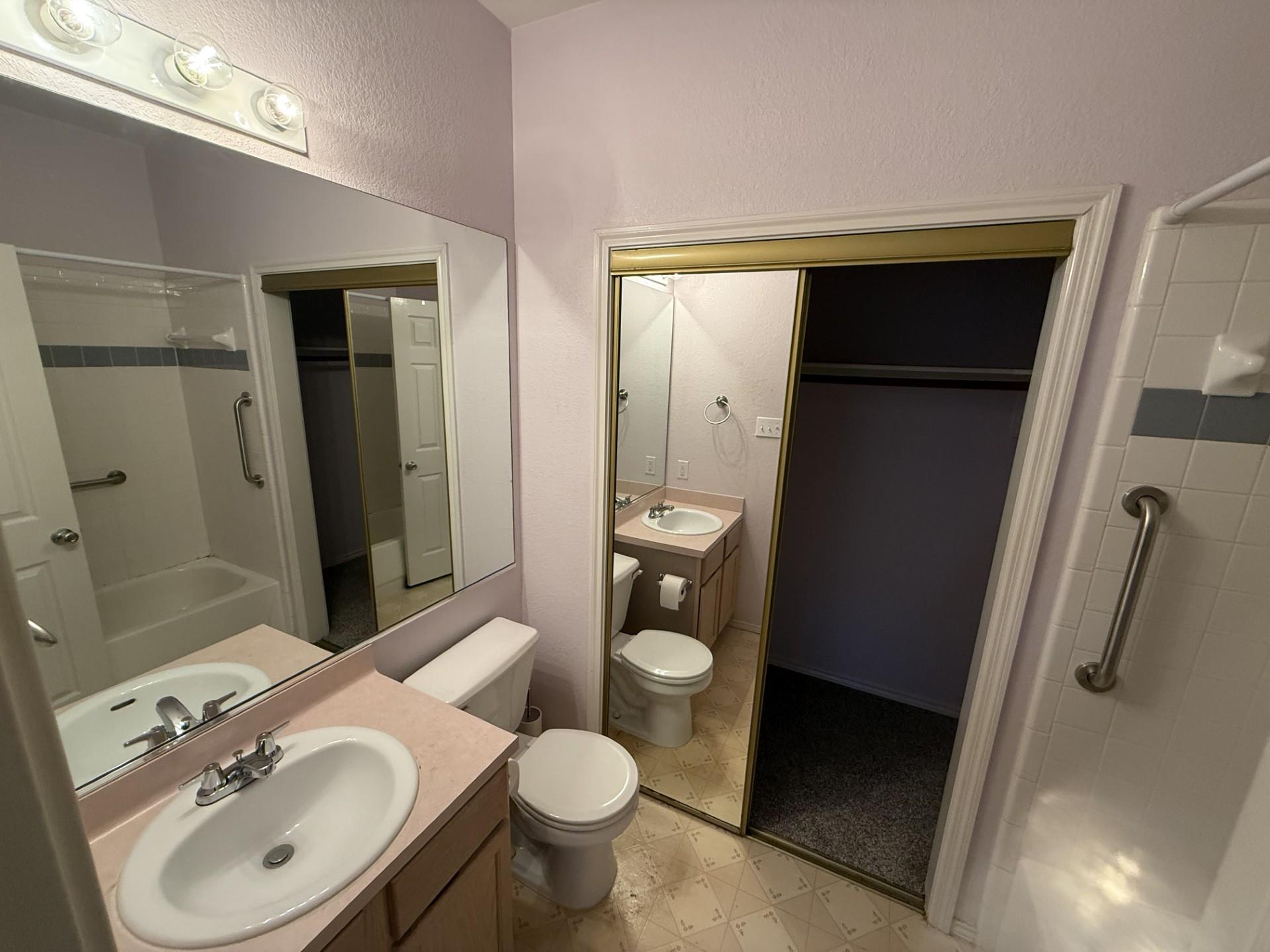 1215 Gingerlily Cv # B, Austin, TX 78745