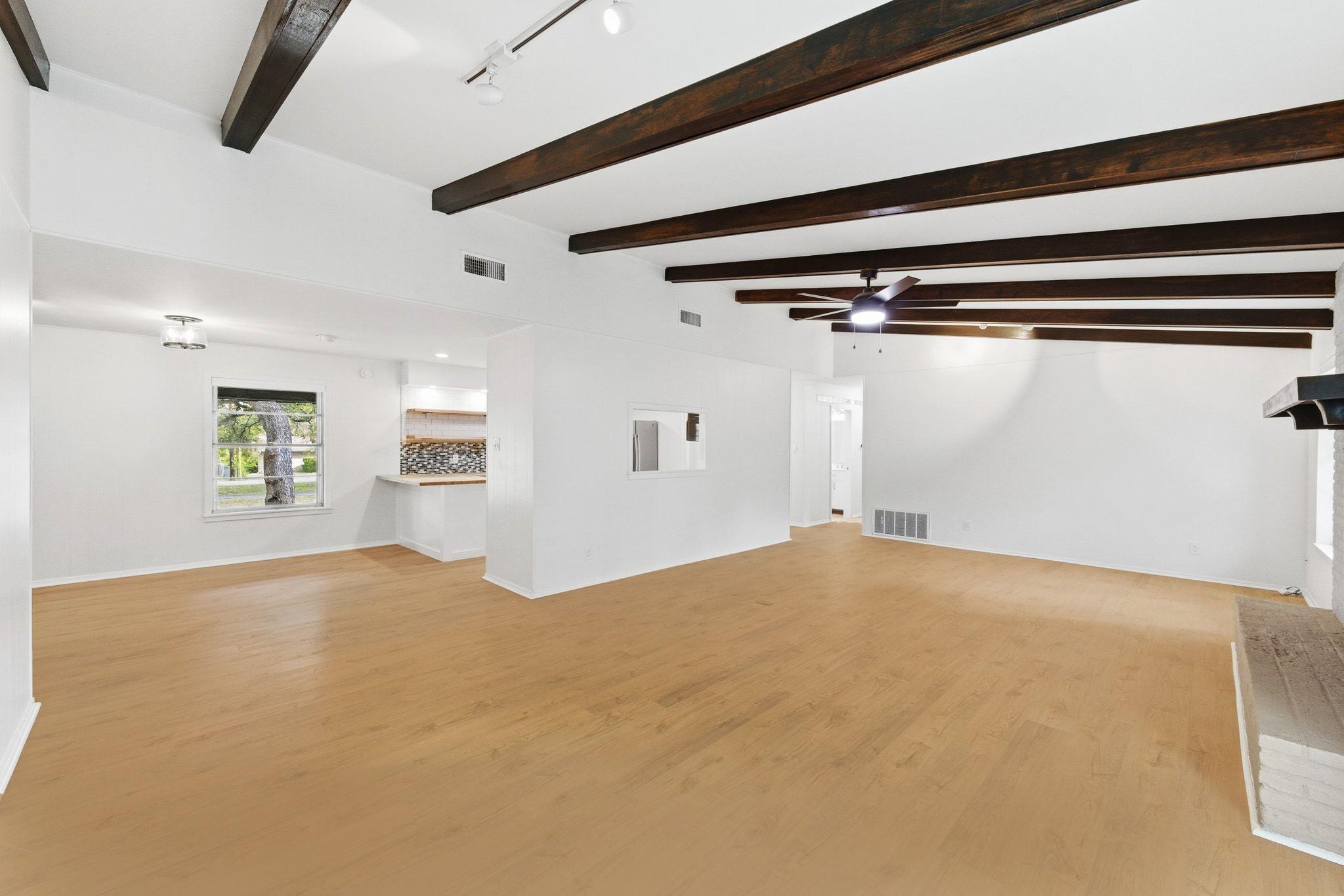 107 Suttles Ave, San Marcos, TX 78666