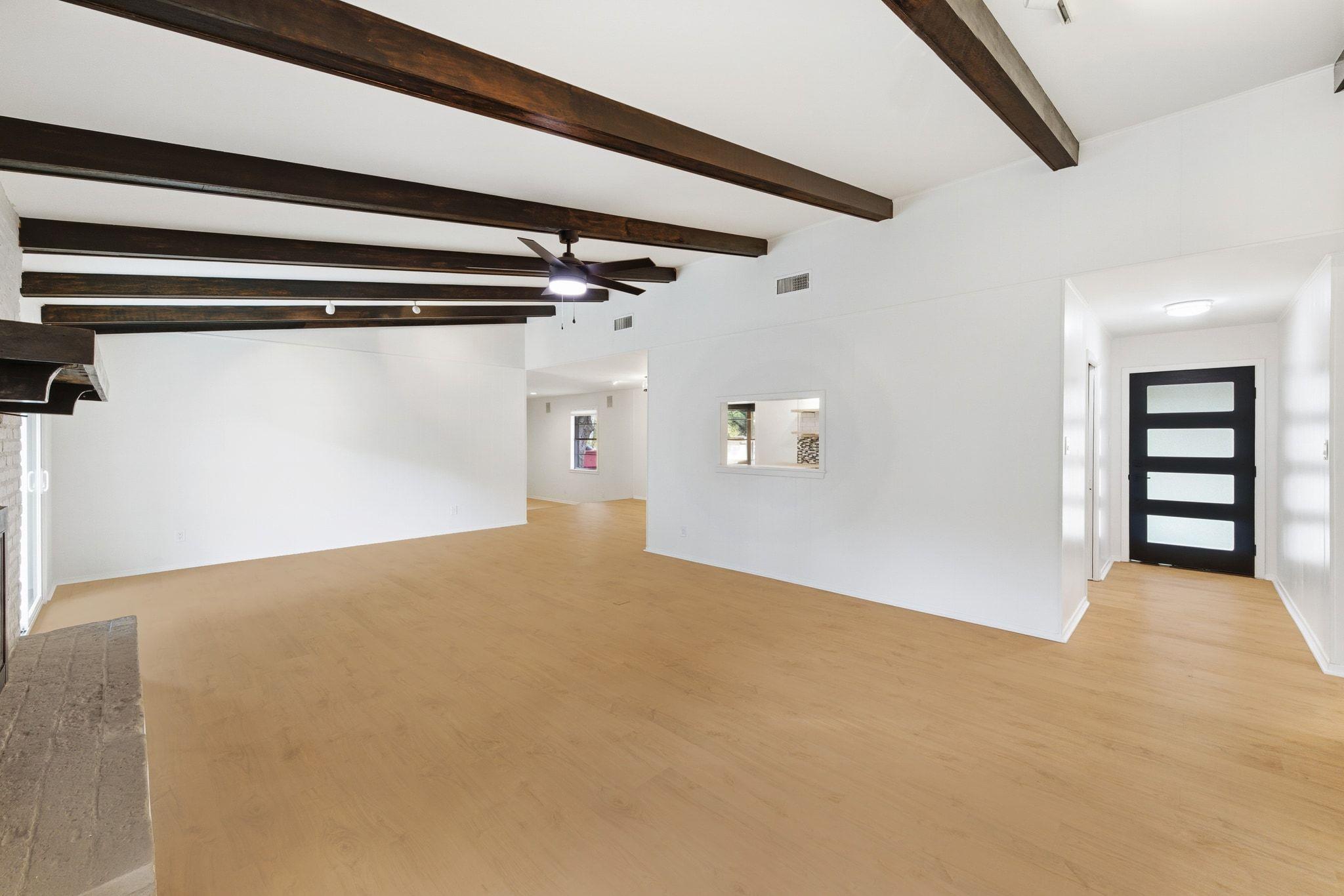 107 Suttles Ave, San Marcos, TX 78666