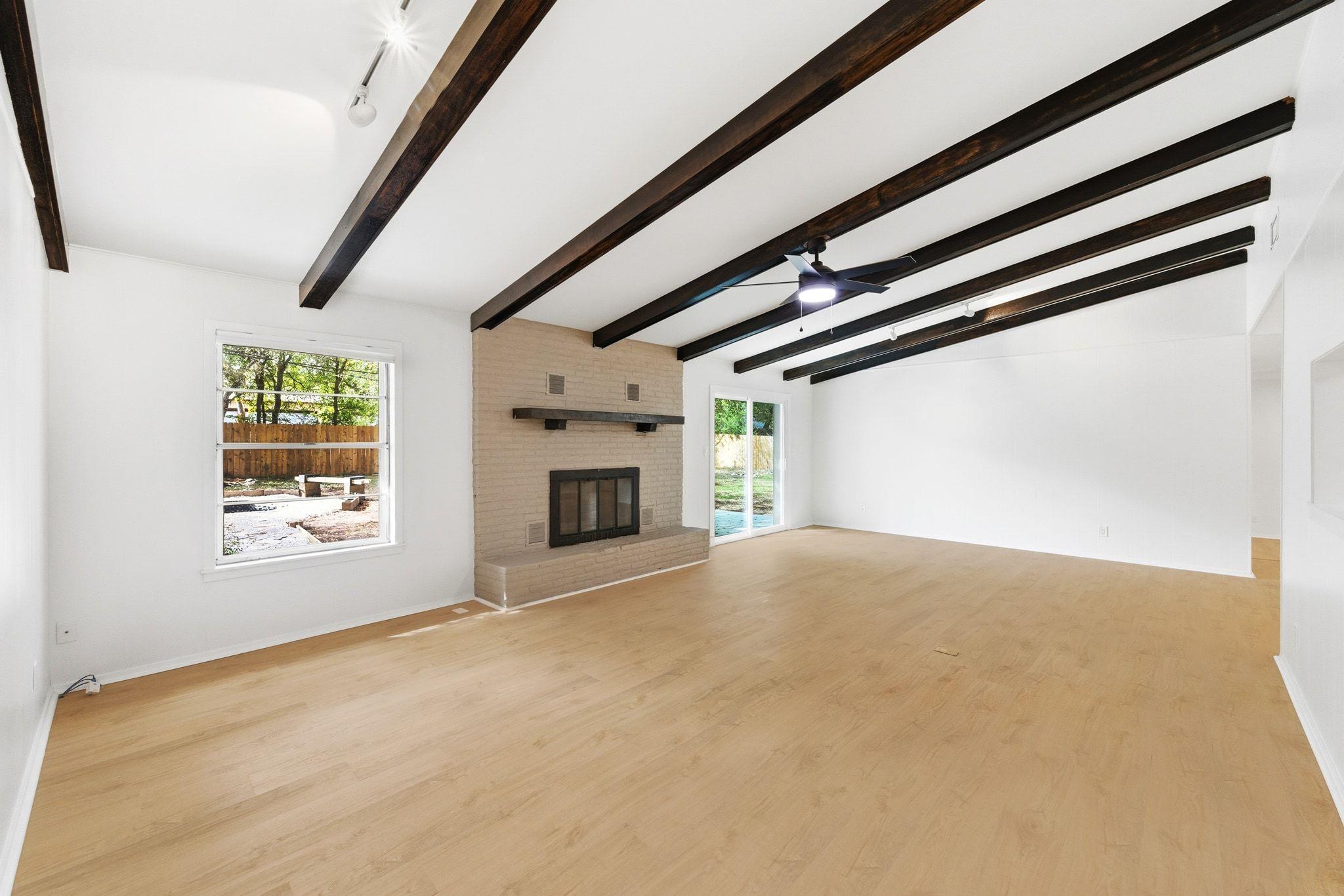 107 Suttles Ave, San Marcos, TX 78666