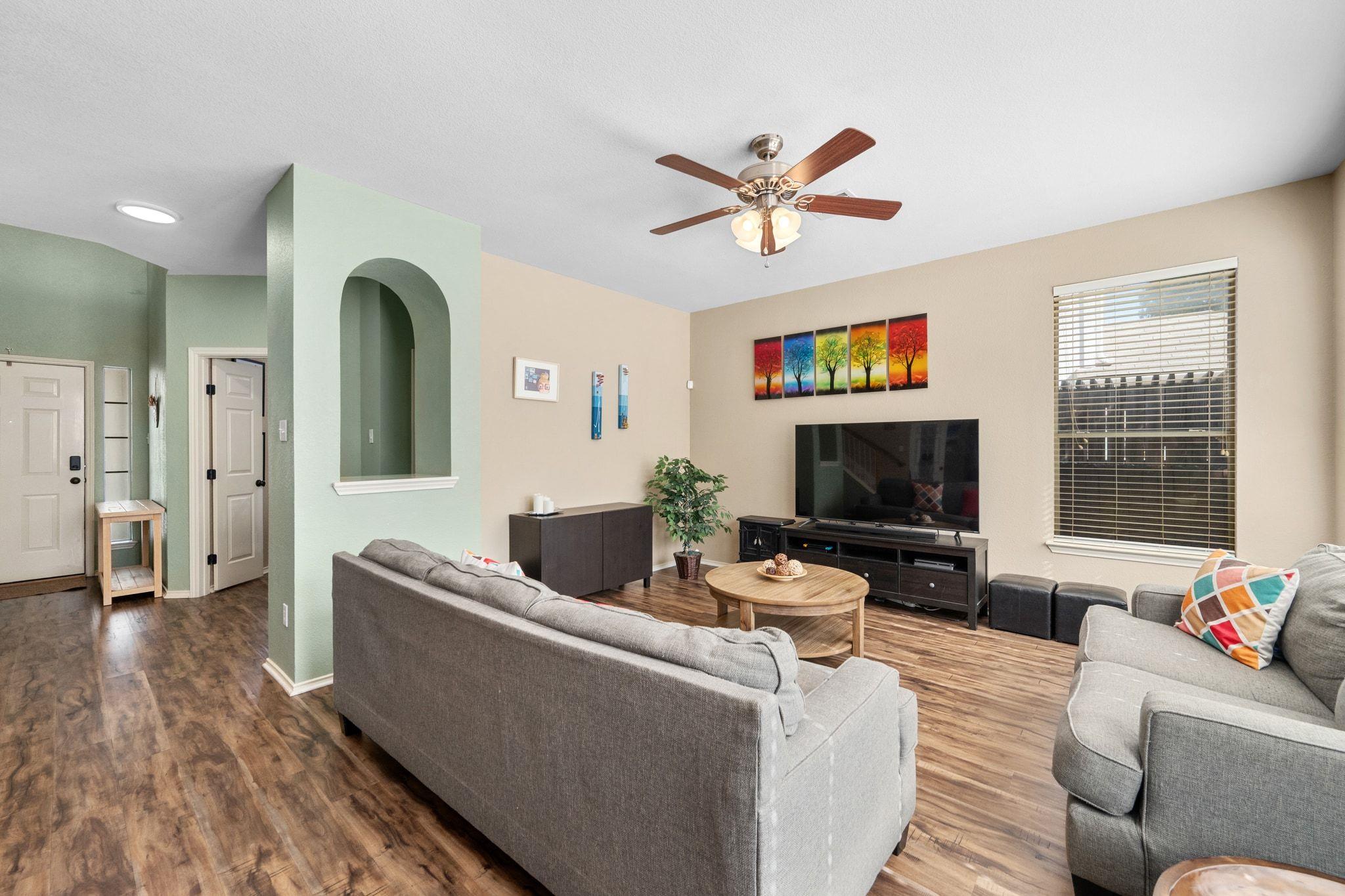 628 Paso Fino Trl, Cedar Park, TX 78613