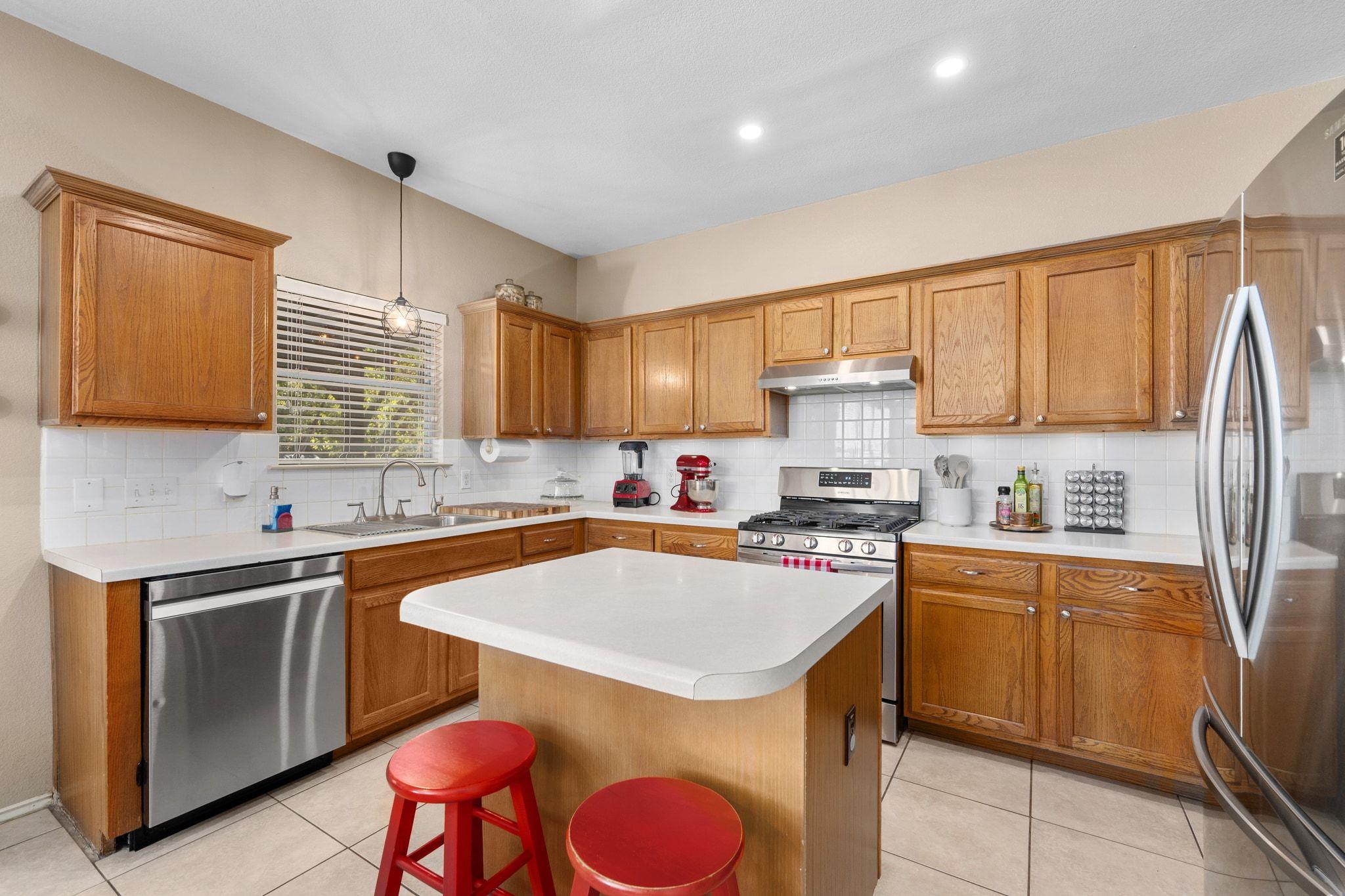 628 Paso Fino Trl, Cedar Park, TX 78613