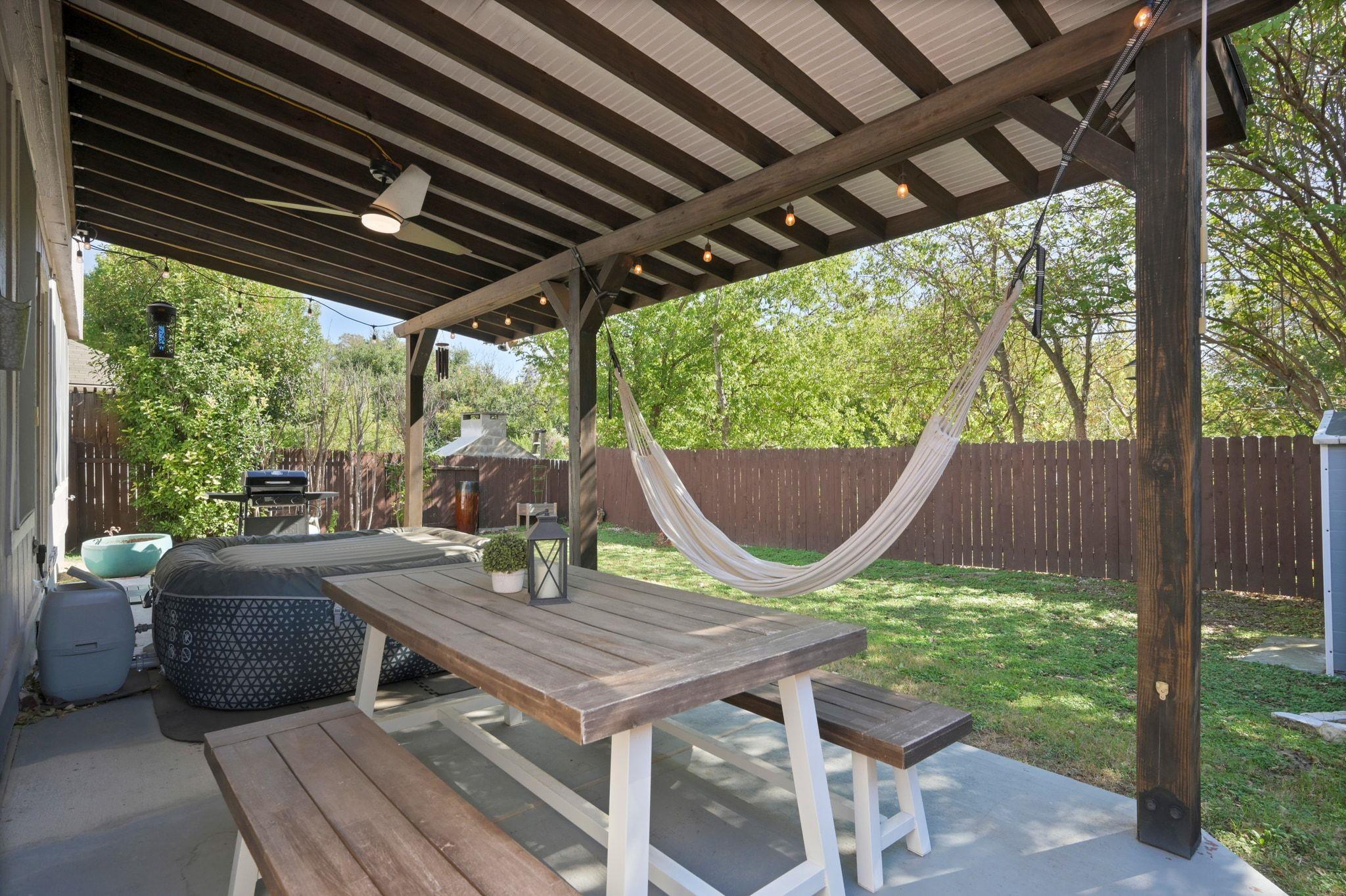 628 Paso Fino Trl, Cedar Park, TX 78613