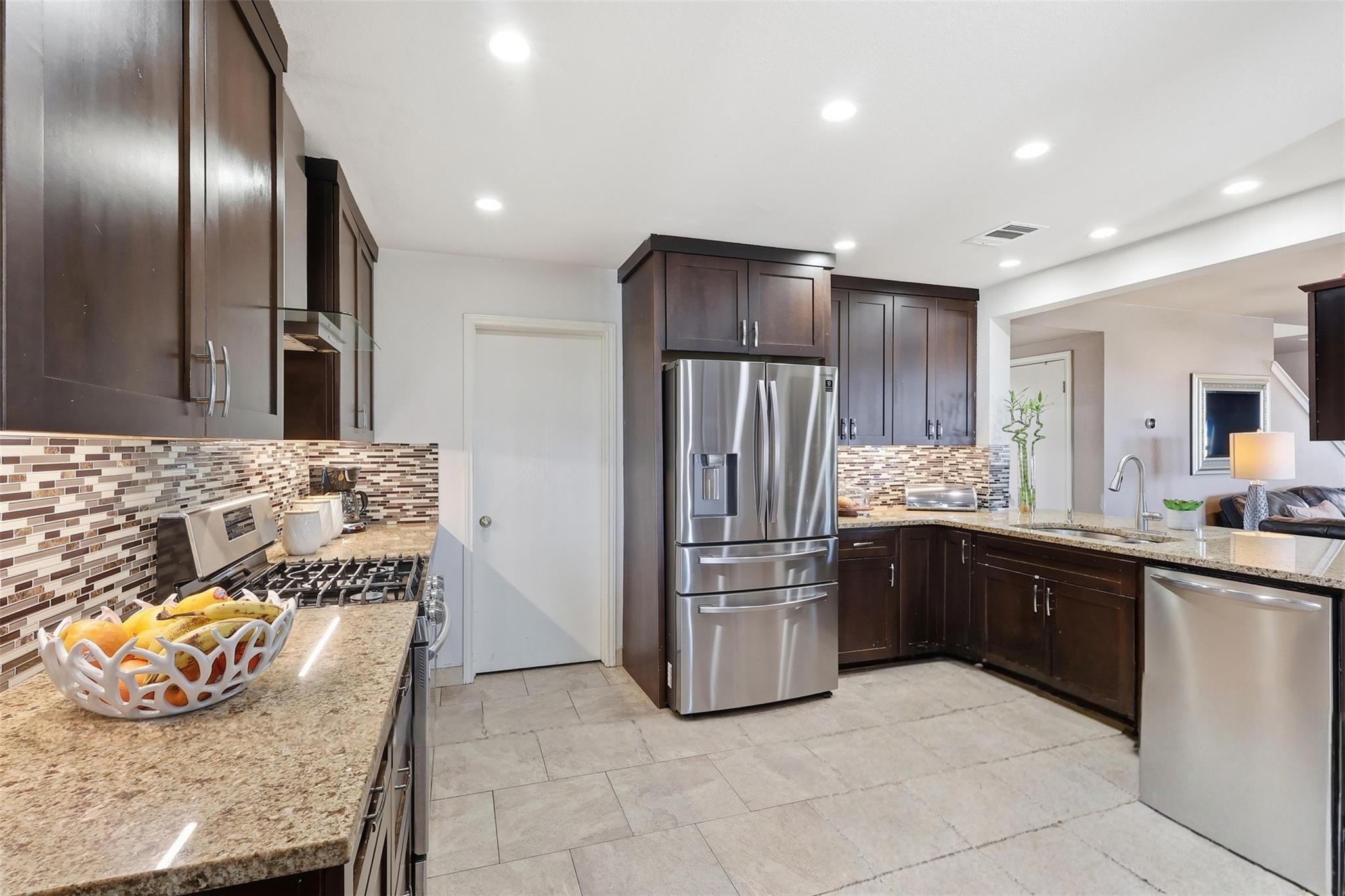 13112 Dearbonne Dr, Del Valle, TX 78617