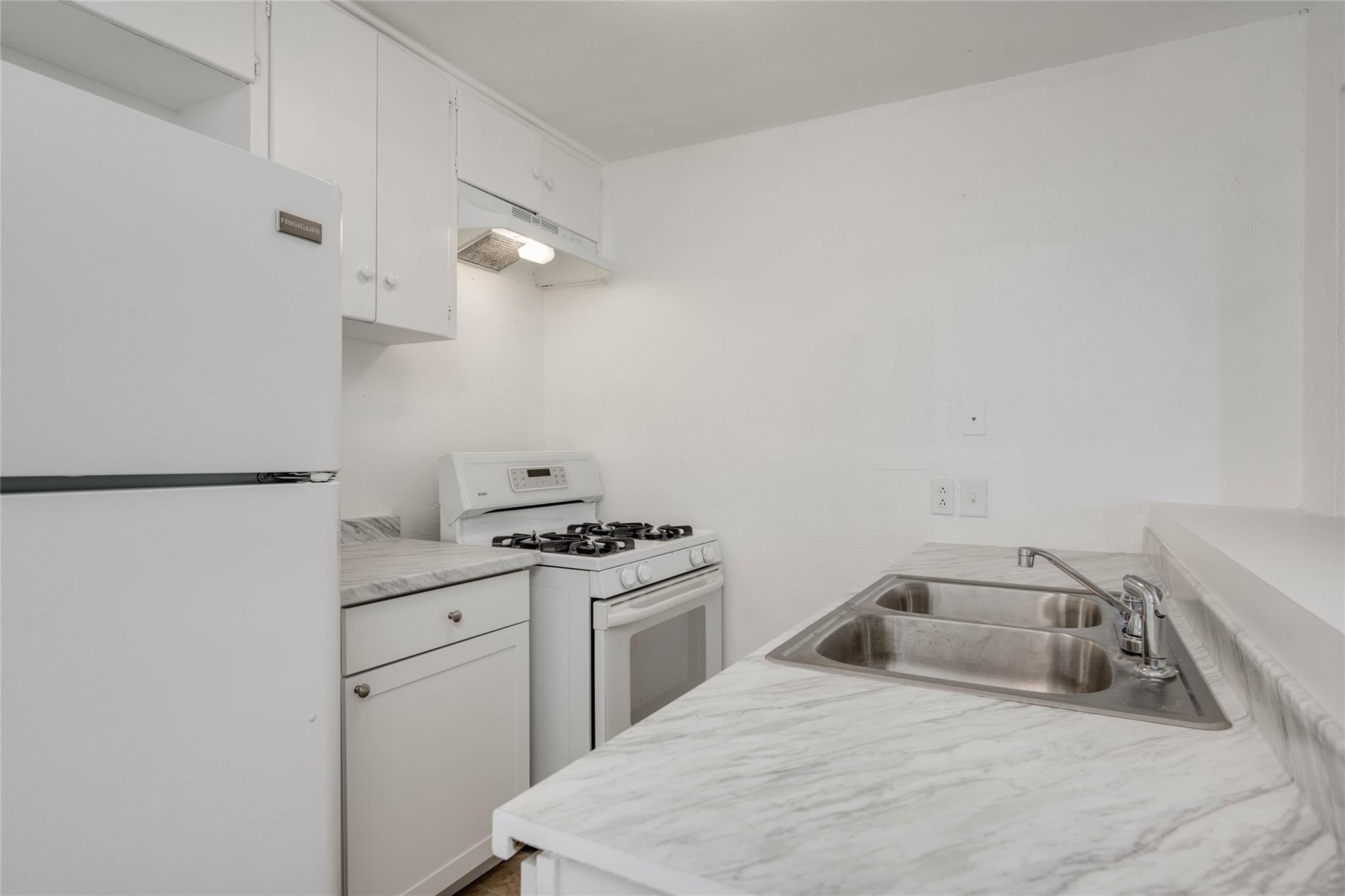 1303 E Saint Johns Ave, Austin, TX 78752