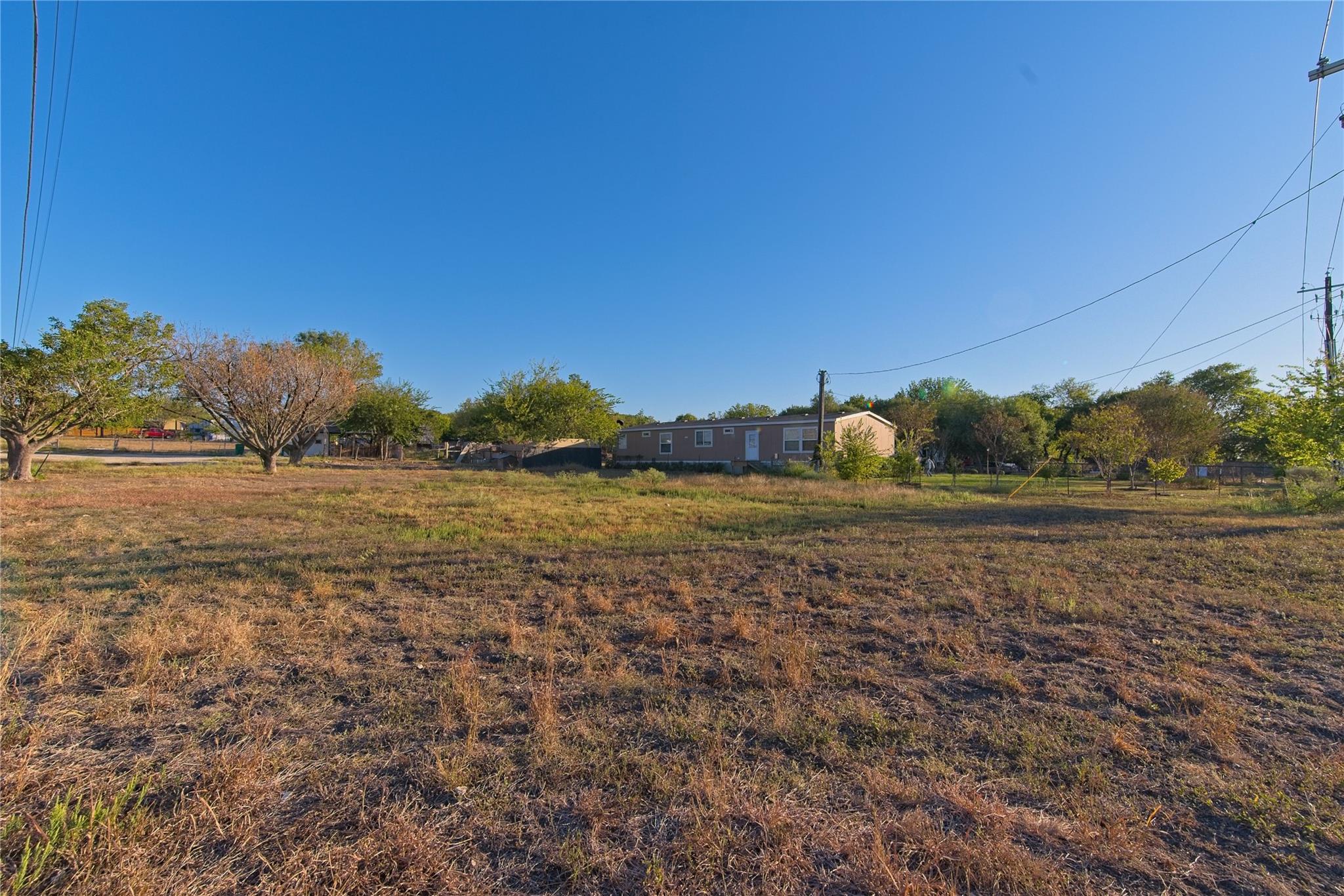 100 Cody Ln, Kyle, TX 78640