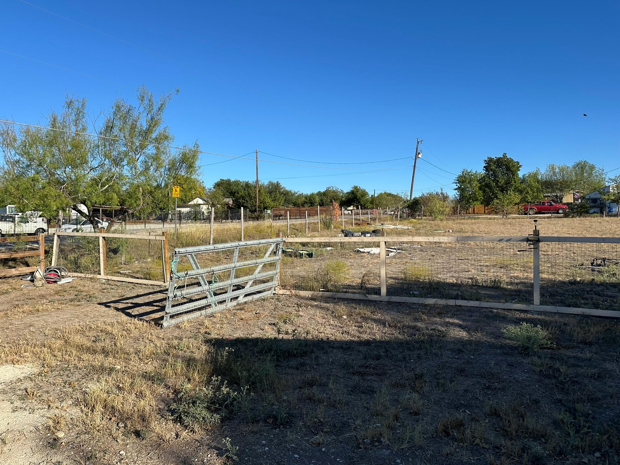 100 Cody Ln, Kyle, TX 78640