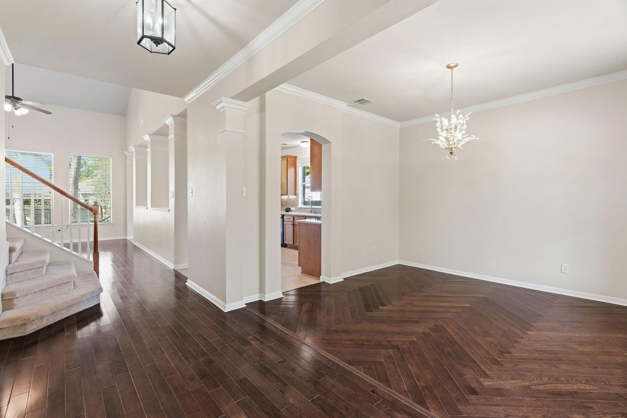 1501 Weatherford Dr, Austin, TX 78753