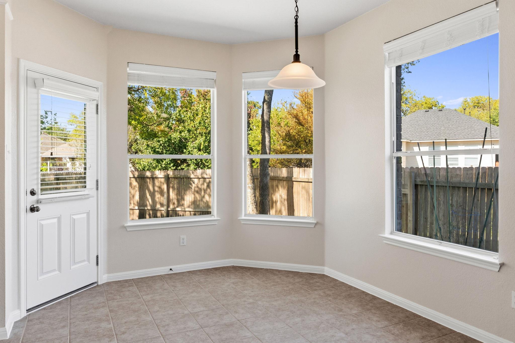 1501 Weatherford Dr, Austin, TX 78753