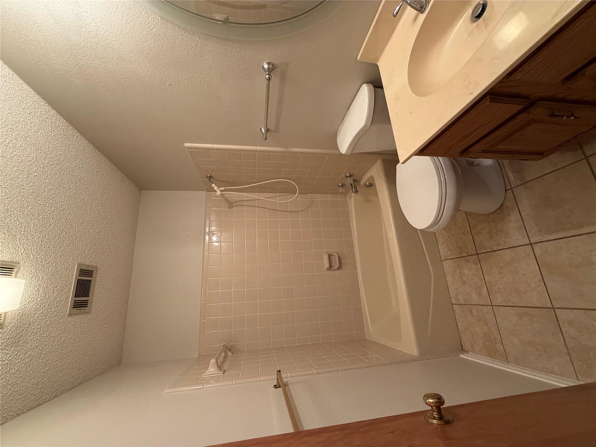 718 Brazos St, Rockdale, TX 76567