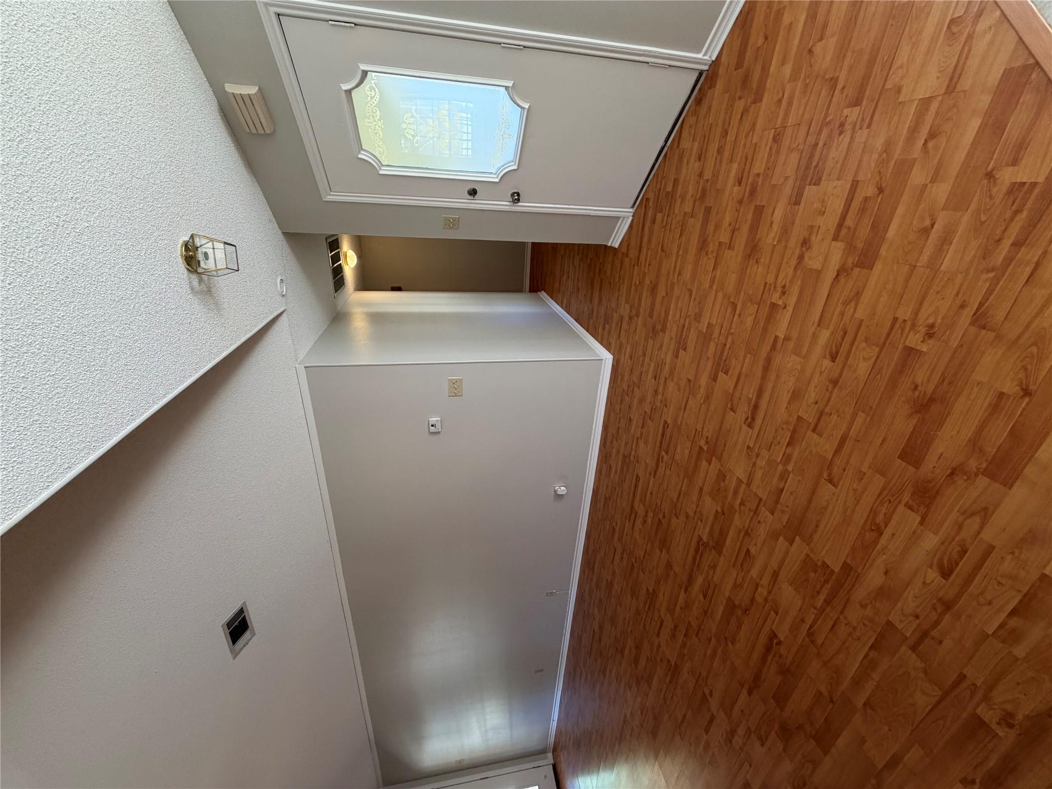 718 Brazos St, Rockdale, TX 76567