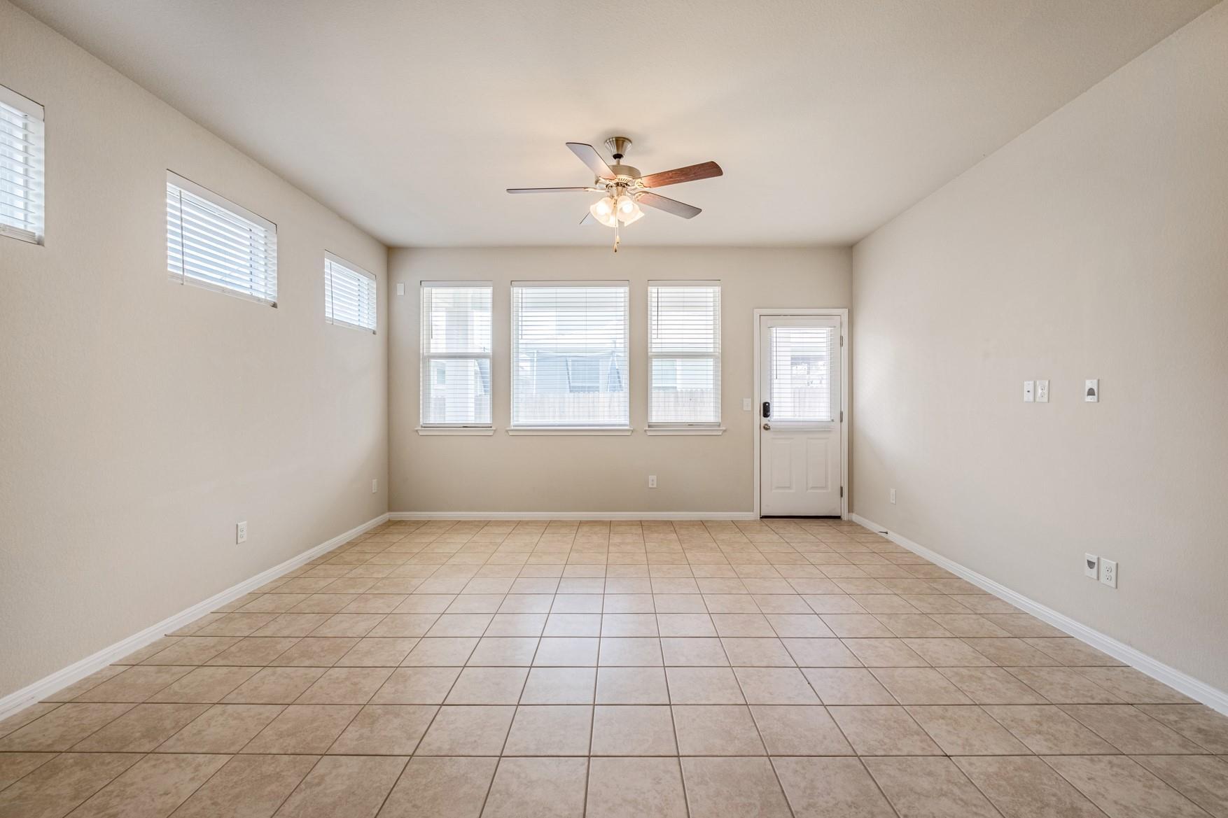 244 E Broade St, Leander, TX 78641