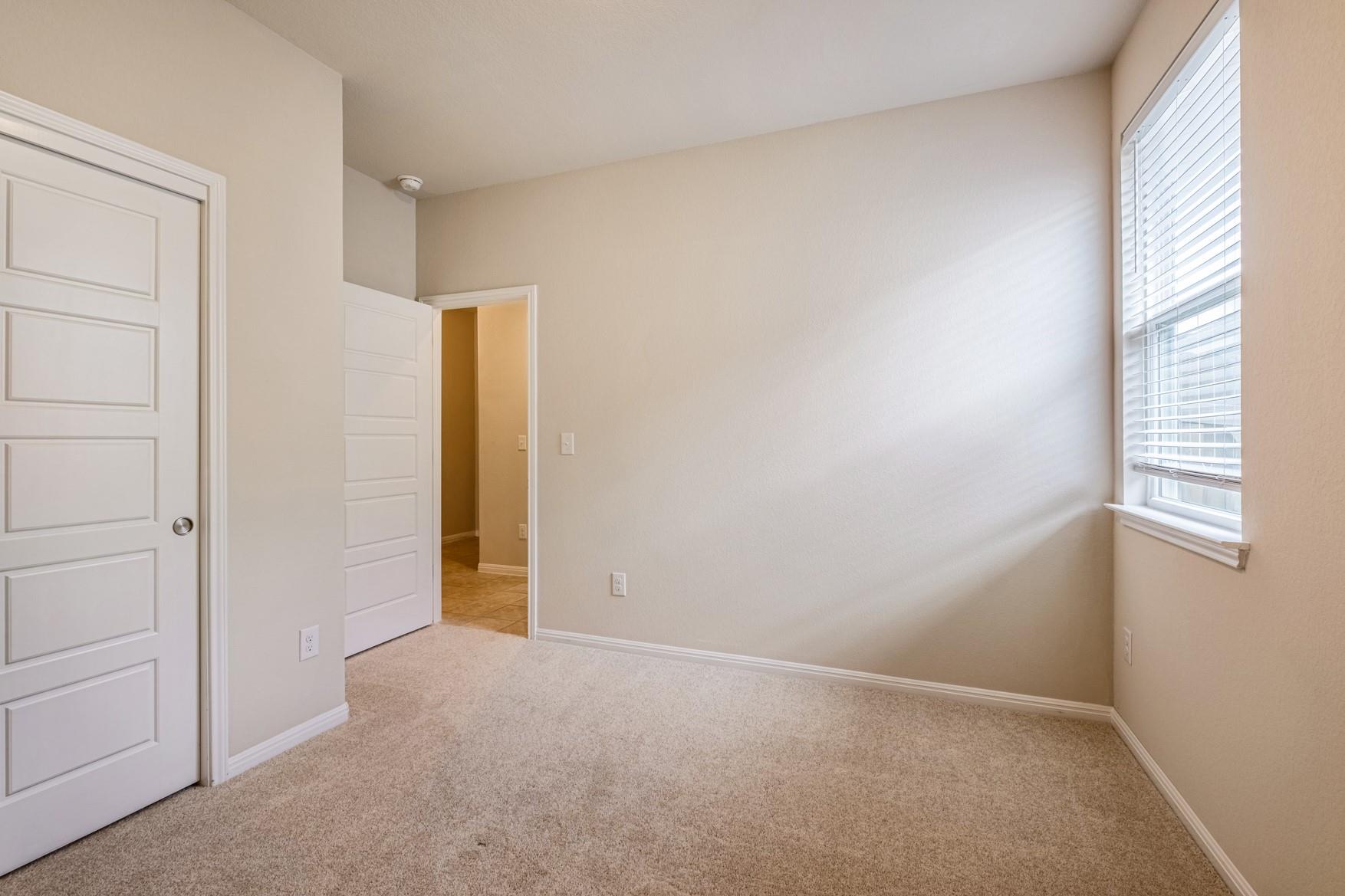 244 E Broade St, Leander, TX 78641