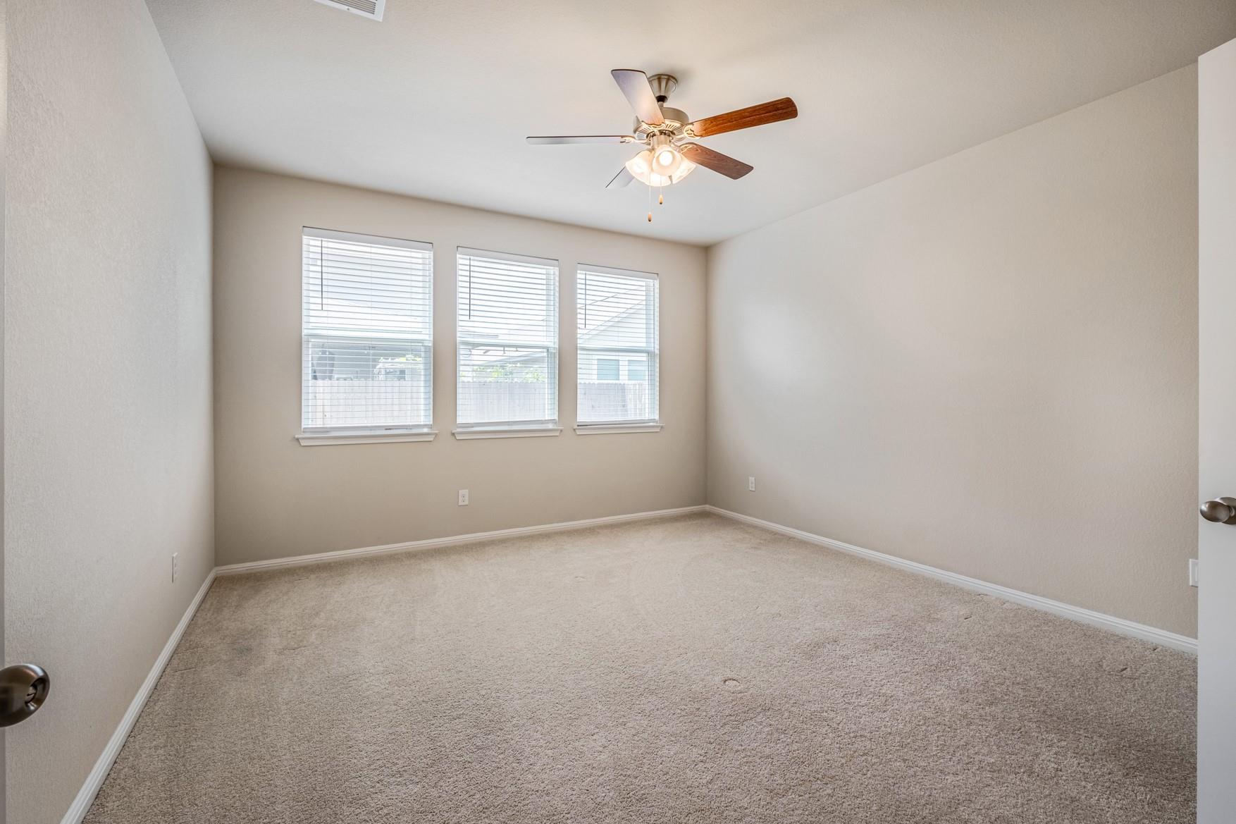 244 E Broade St, Leander, TX 78641