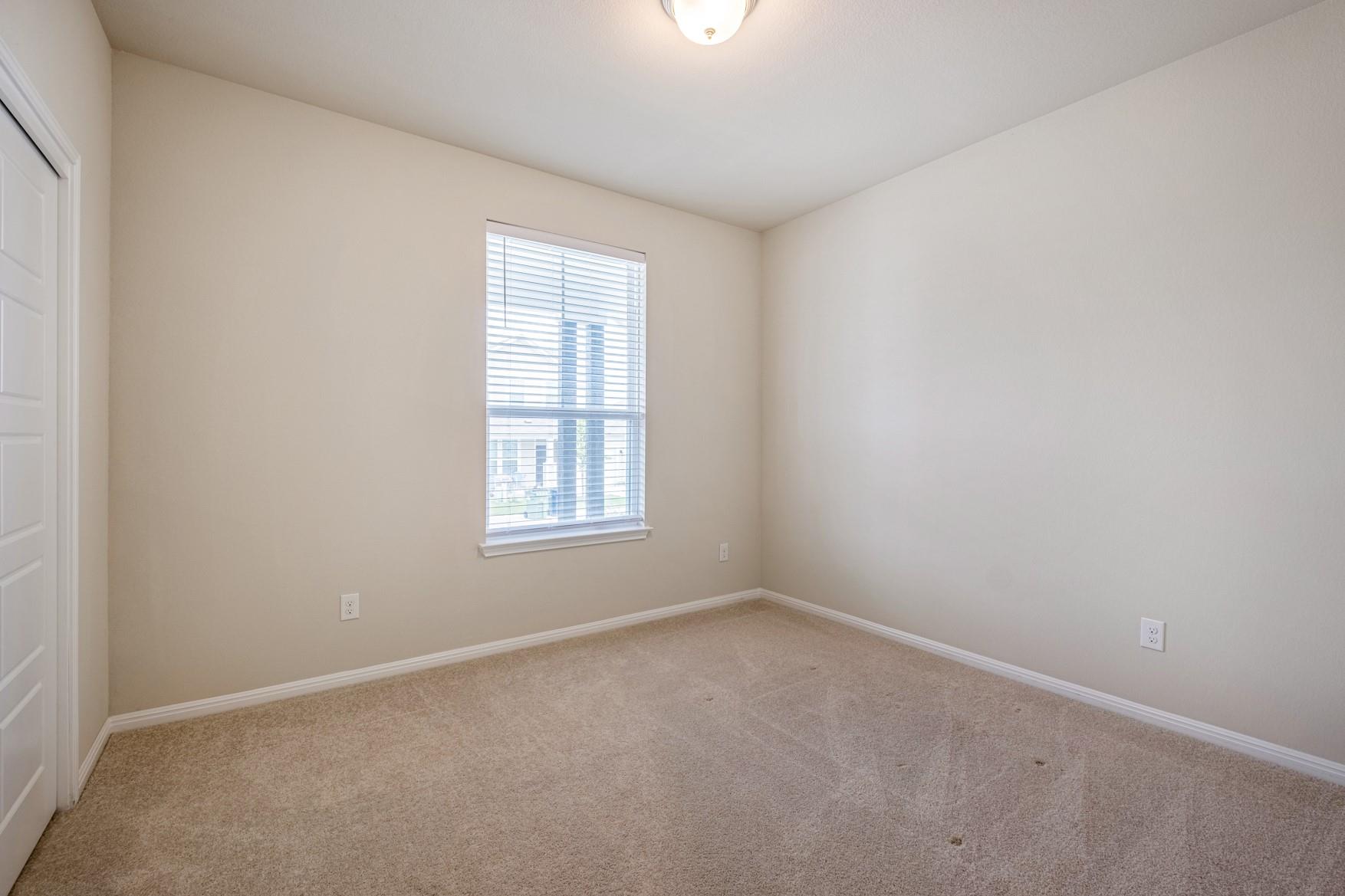 244 E Broade St, Leander, TX 78641