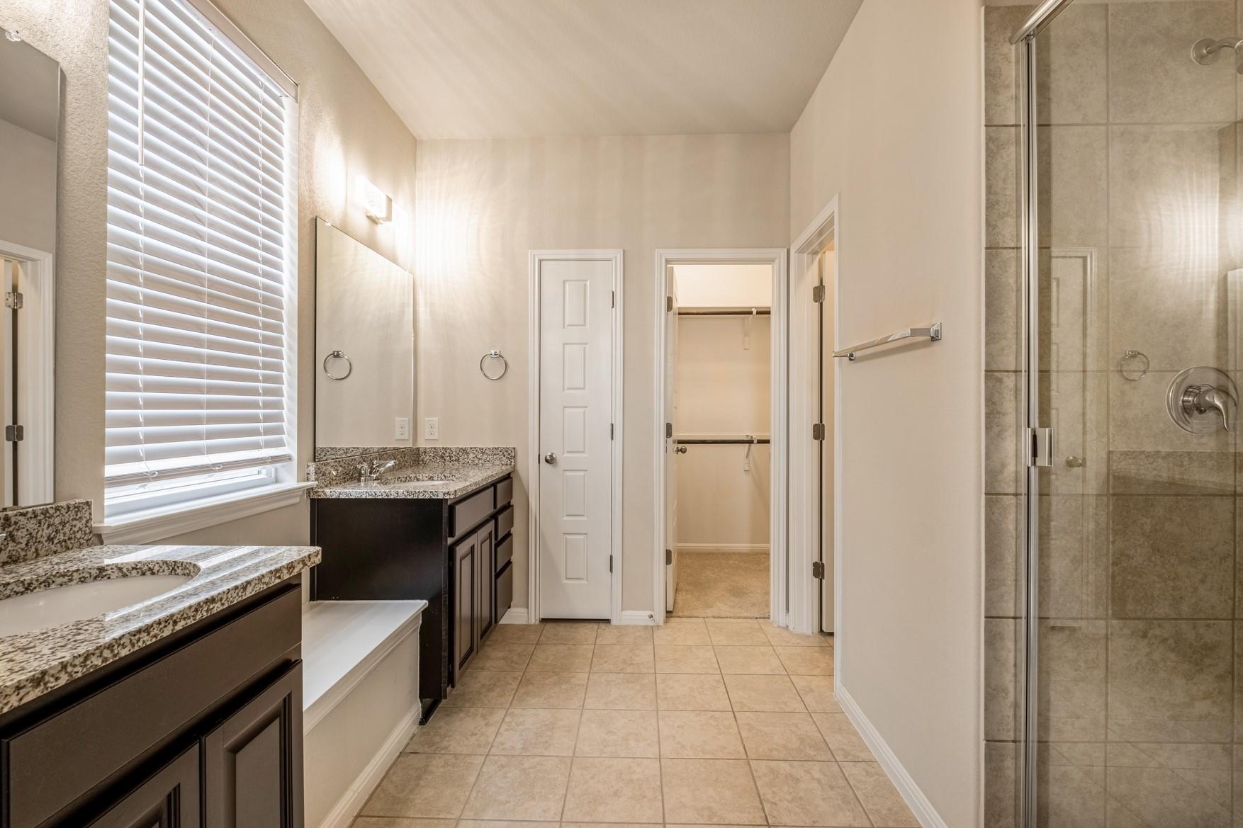 244 E Broade St, Leander, TX 78641