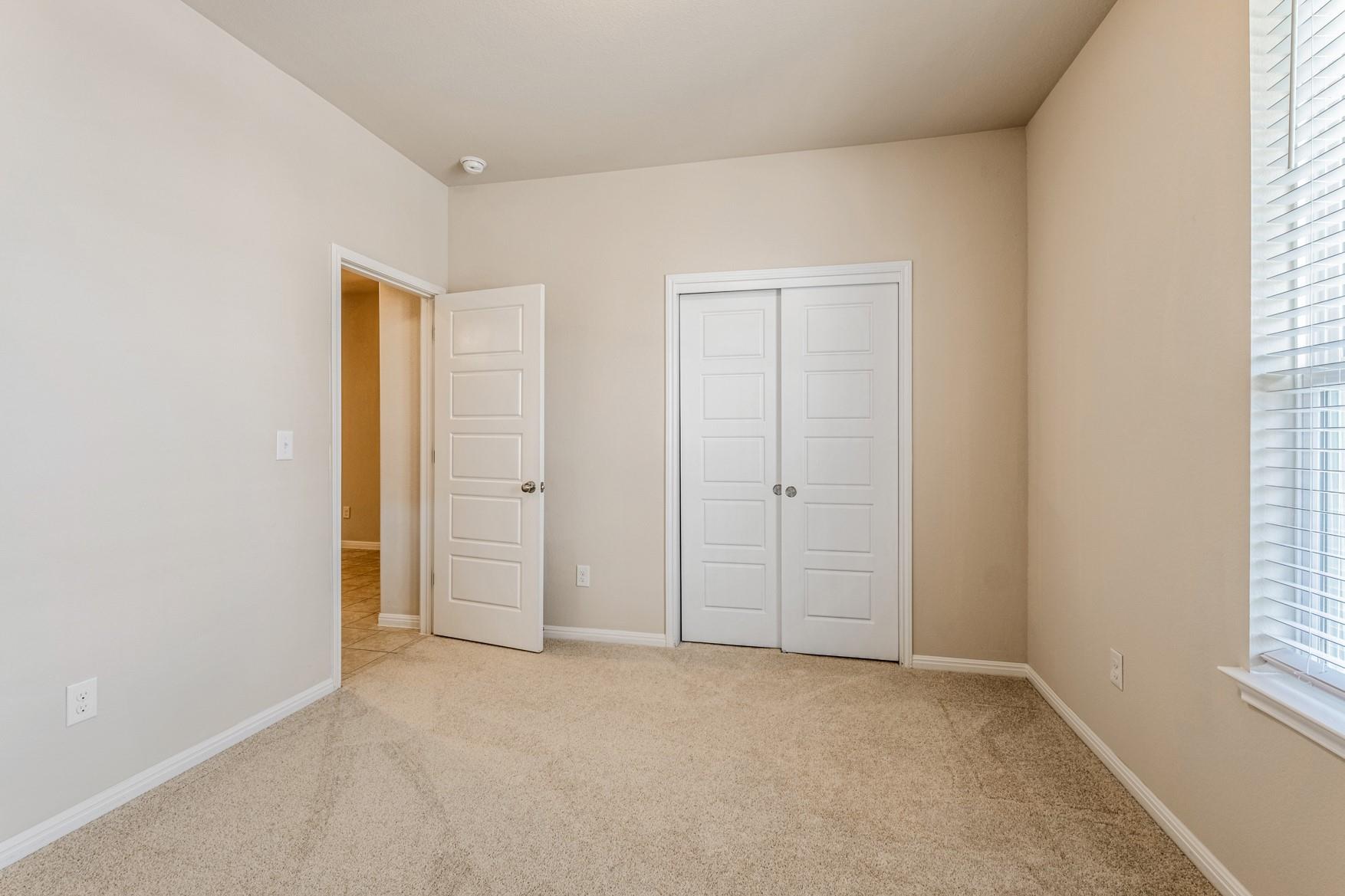 244 E Broade St, Leander, TX 78641