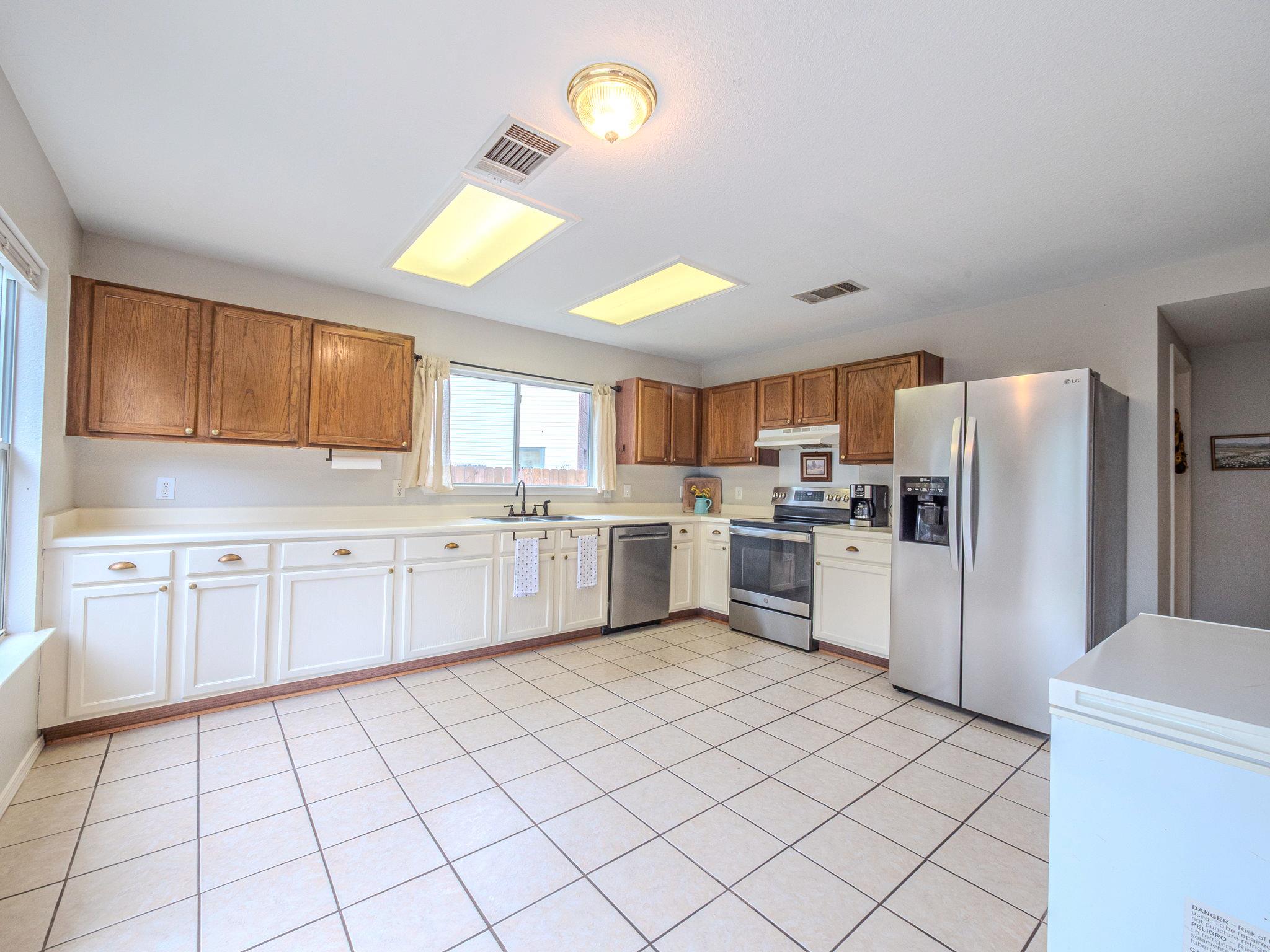 1111 Terrier Cv, Round Rock, TX 78664