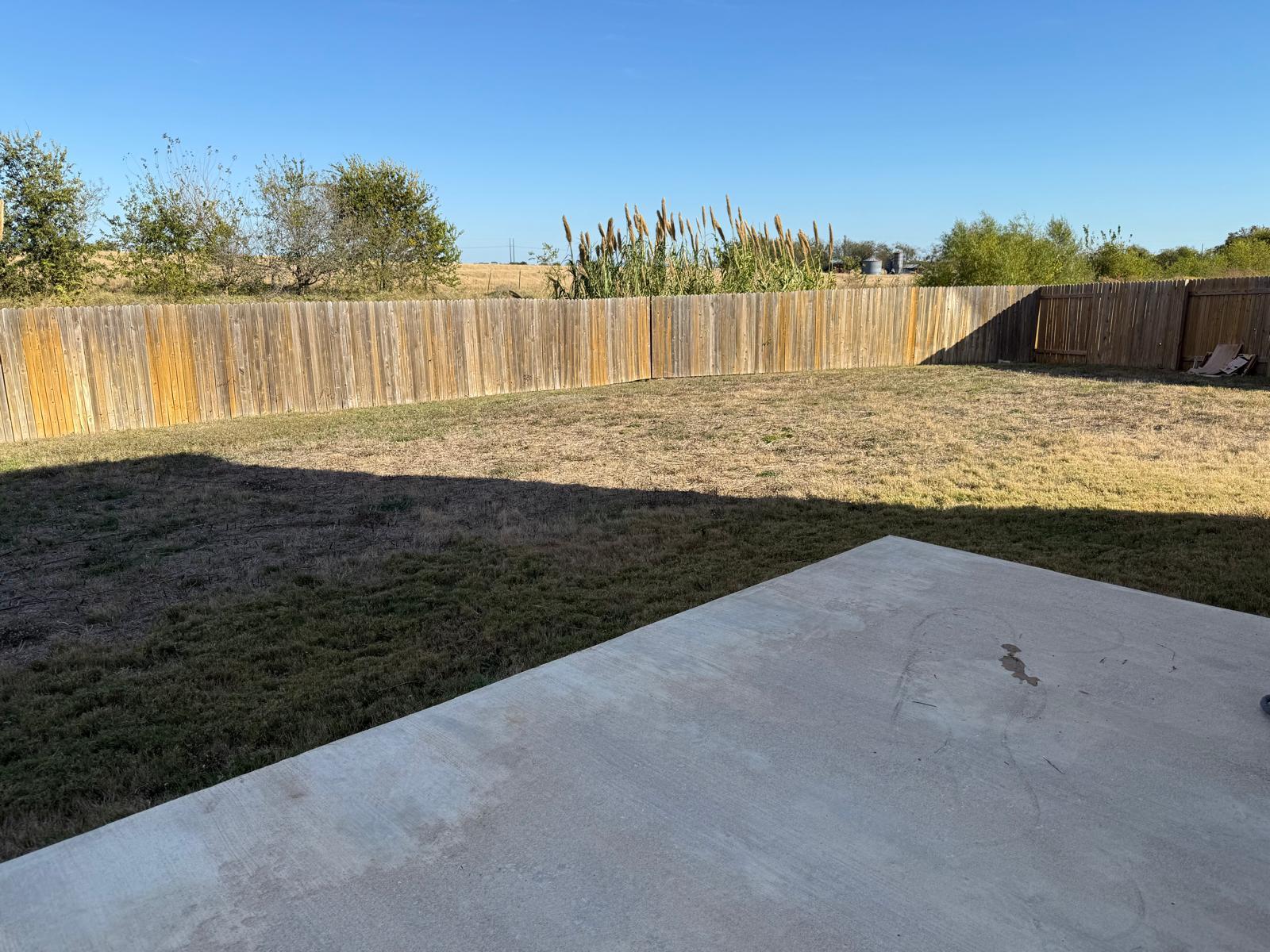 509 Riverdale Dr, Jarrell, TX 76537