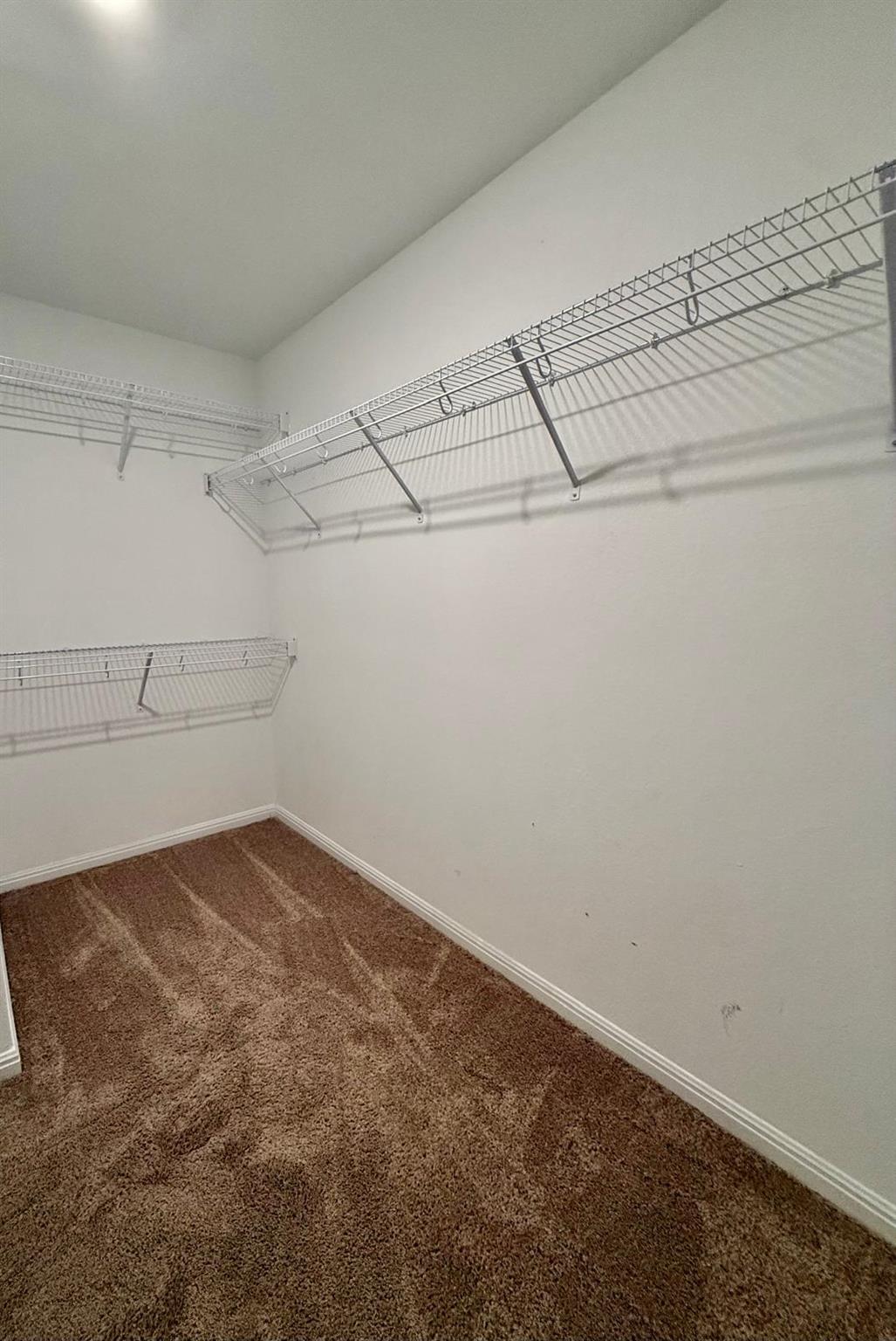 509 Riverdale Dr, Jarrell, TX 76537