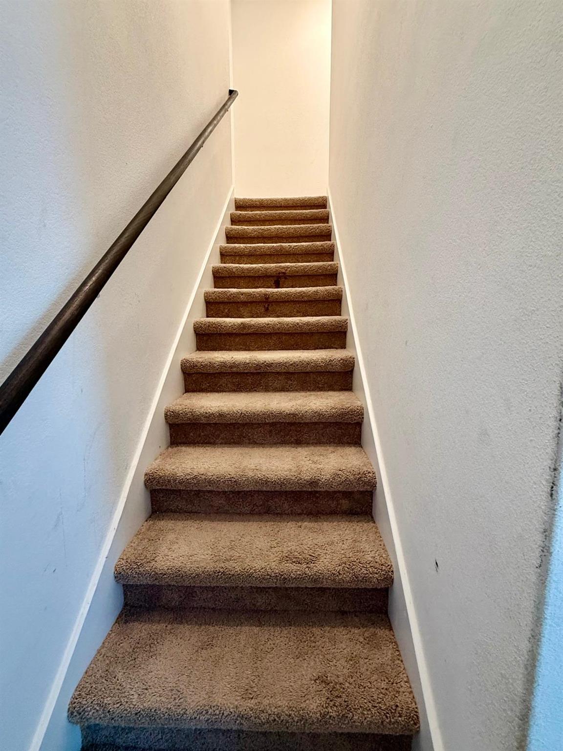 509 Riverdale Dr, Jarrell, TX 76537