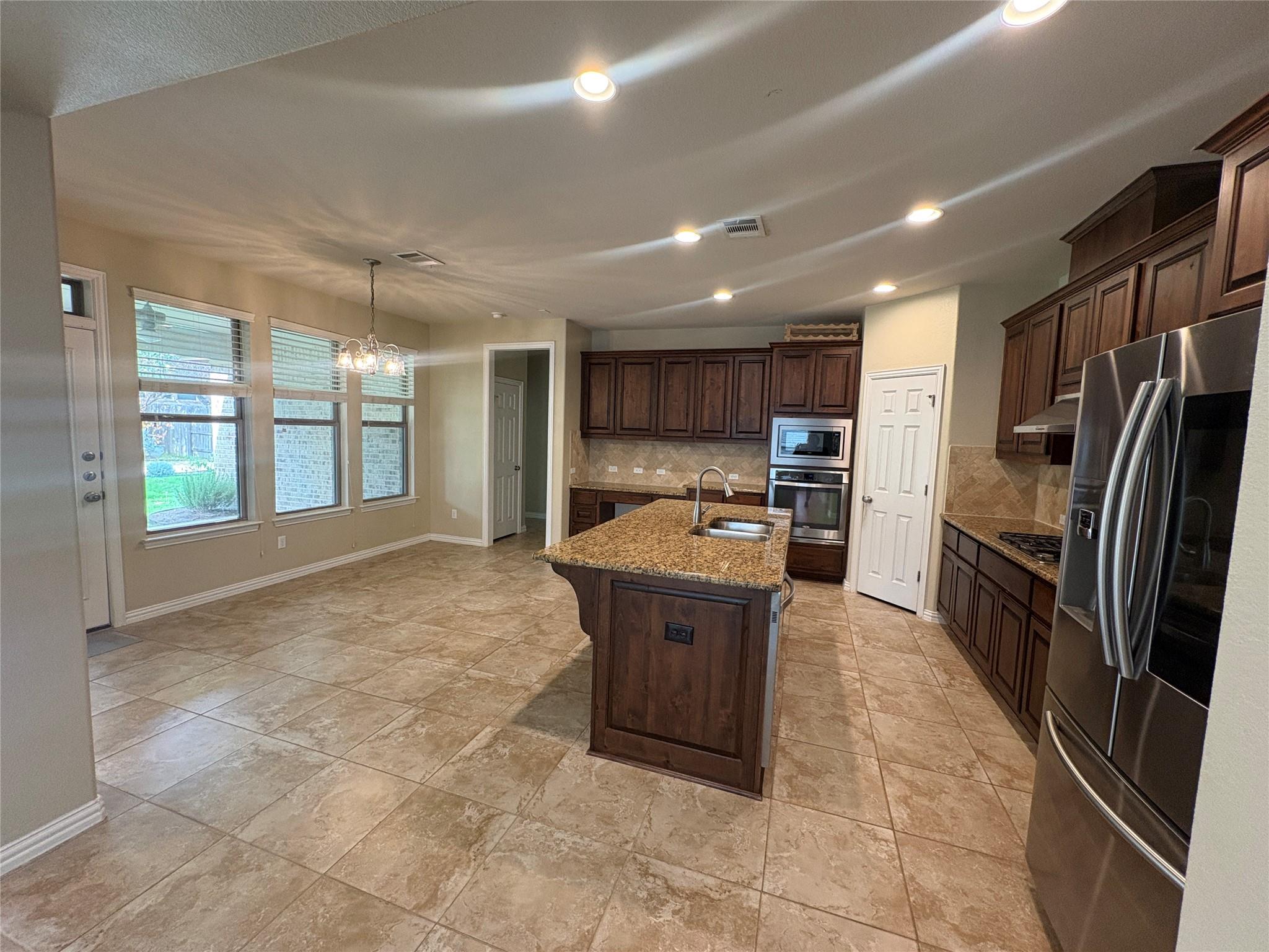 410 Catalina Ln, Austin, TX 78737